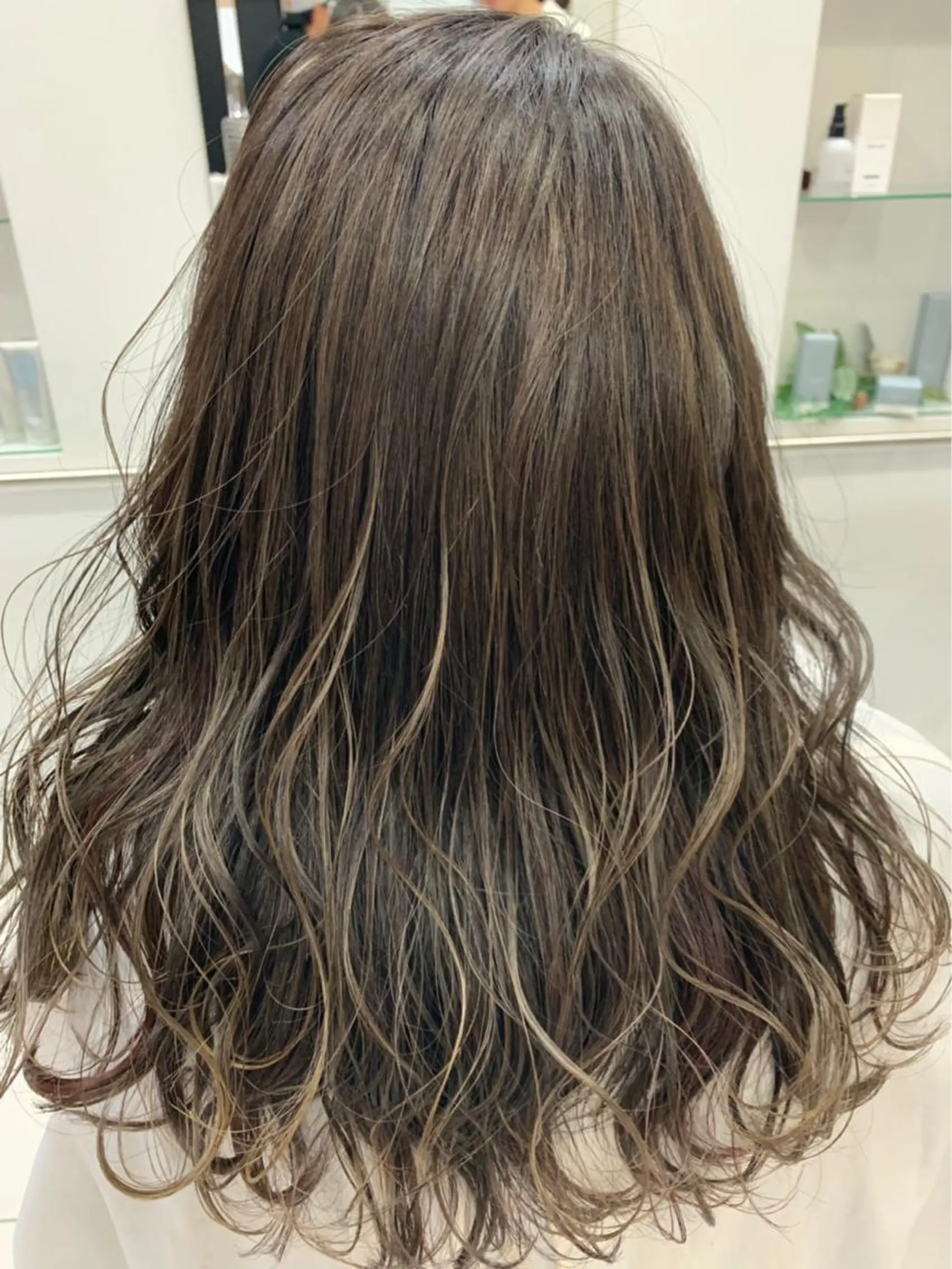 ロング カラー REM 阿佐ヶ谷所属・REM【阿佐ヶ谷】 MEGUのヘアスタイル