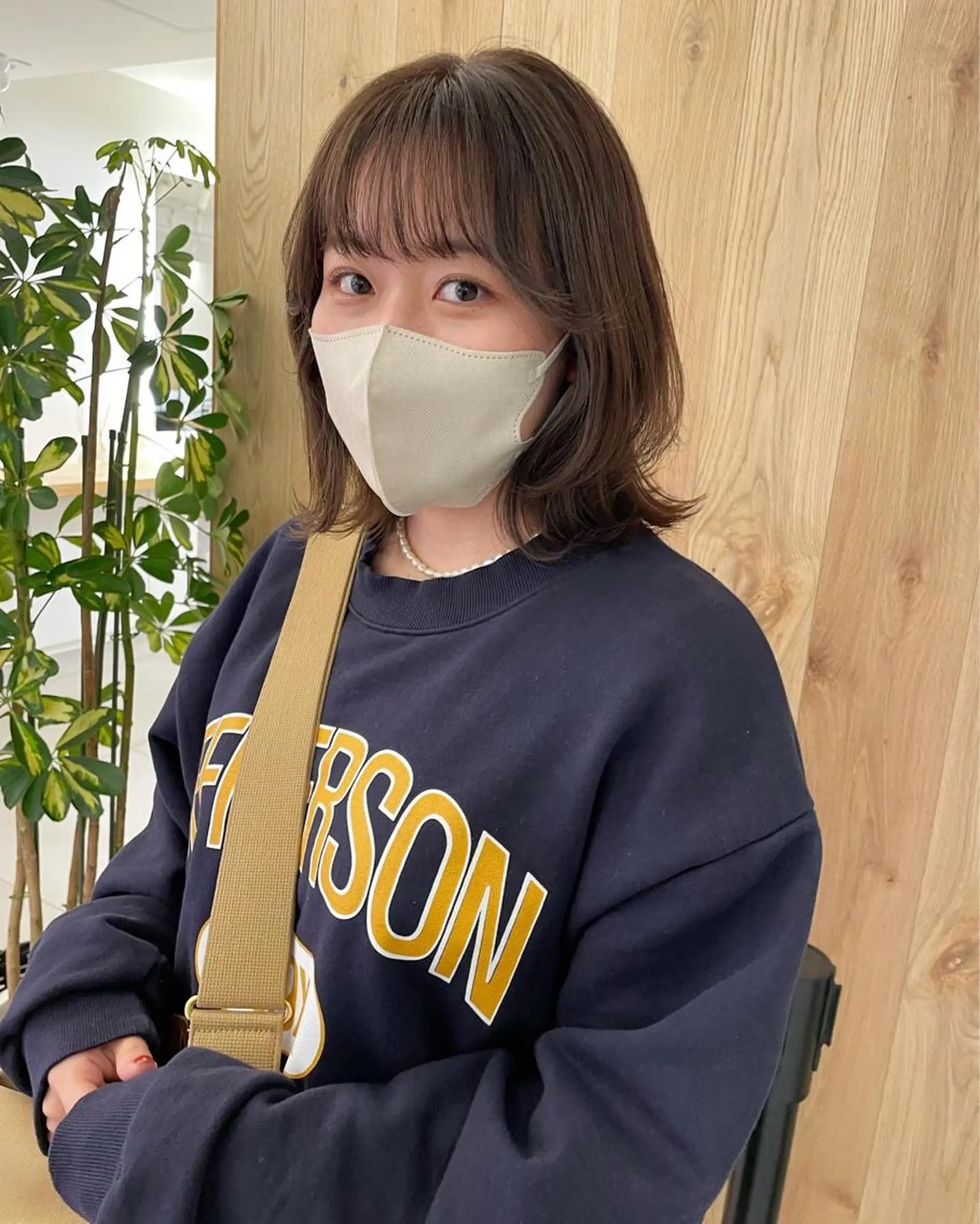 ミディアム カラー ボブレイヤー ボブ くびれヘア くびれレイヤー レイヤーカット カット ヘアカラー iet.所属・ウルフ/ボブ/耳ツボ ジュエリー◎ricoのヘアスタイル