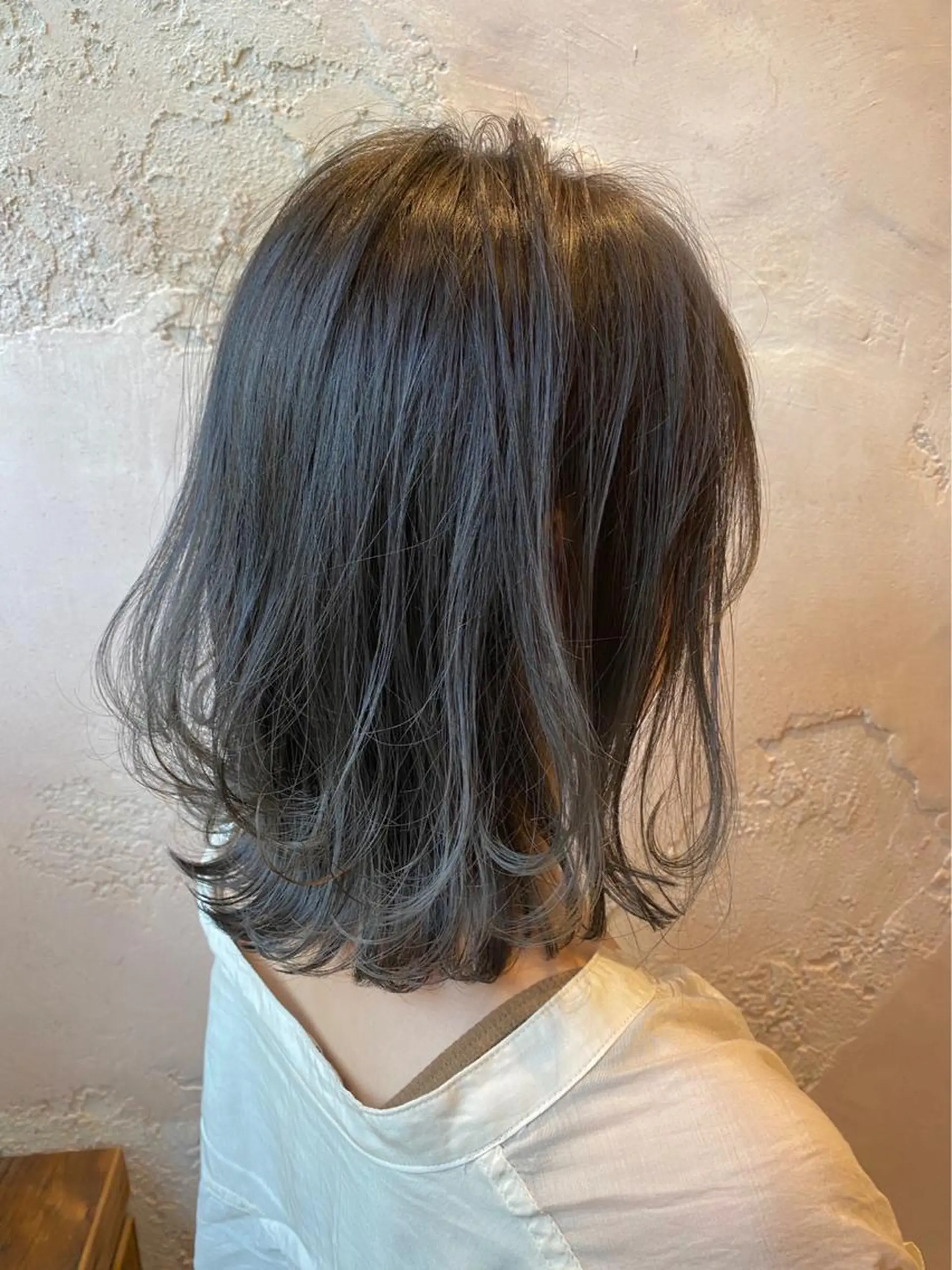 ミディアム カラー カット ヘアカラー トリートメント レイヤーカット/ 顔周り 五島巨幹のヘアスタイル