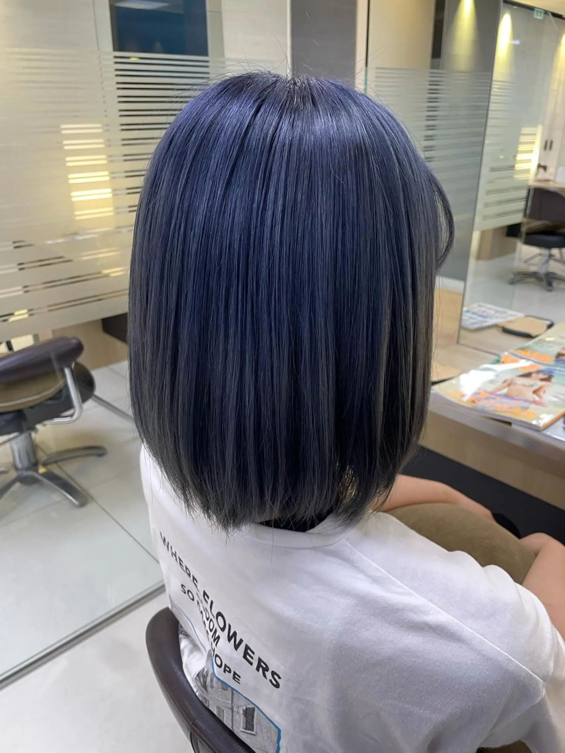 ミディアム カラー ブリーチ ブルーカラー ダブルカラー シルバー コノミ/ アイリスト まつパ/大船 鎌倉のマツエク・マツパデザイン