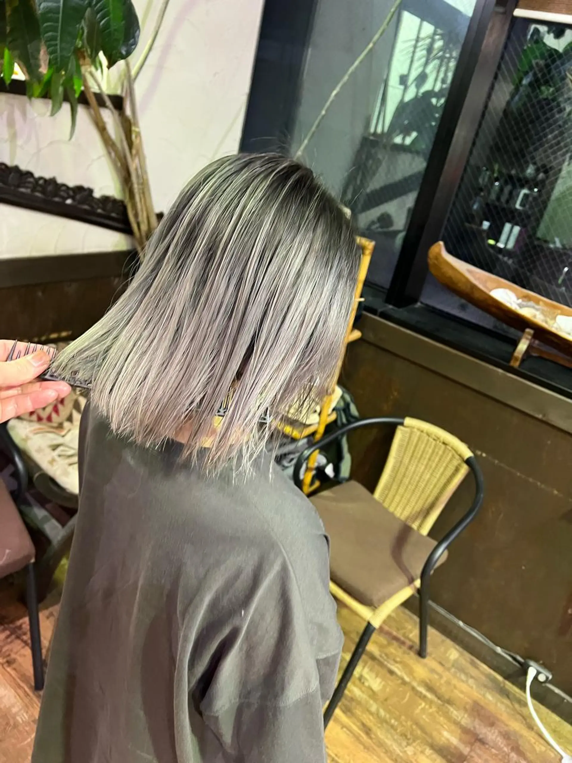 ミディアム カラー バレイヤージュ ブリーチ レイヤーカット ヘアカラー PSY(サイ)所属・PSY(サイ)池袋 金田尚久🎨のヘアスタイル