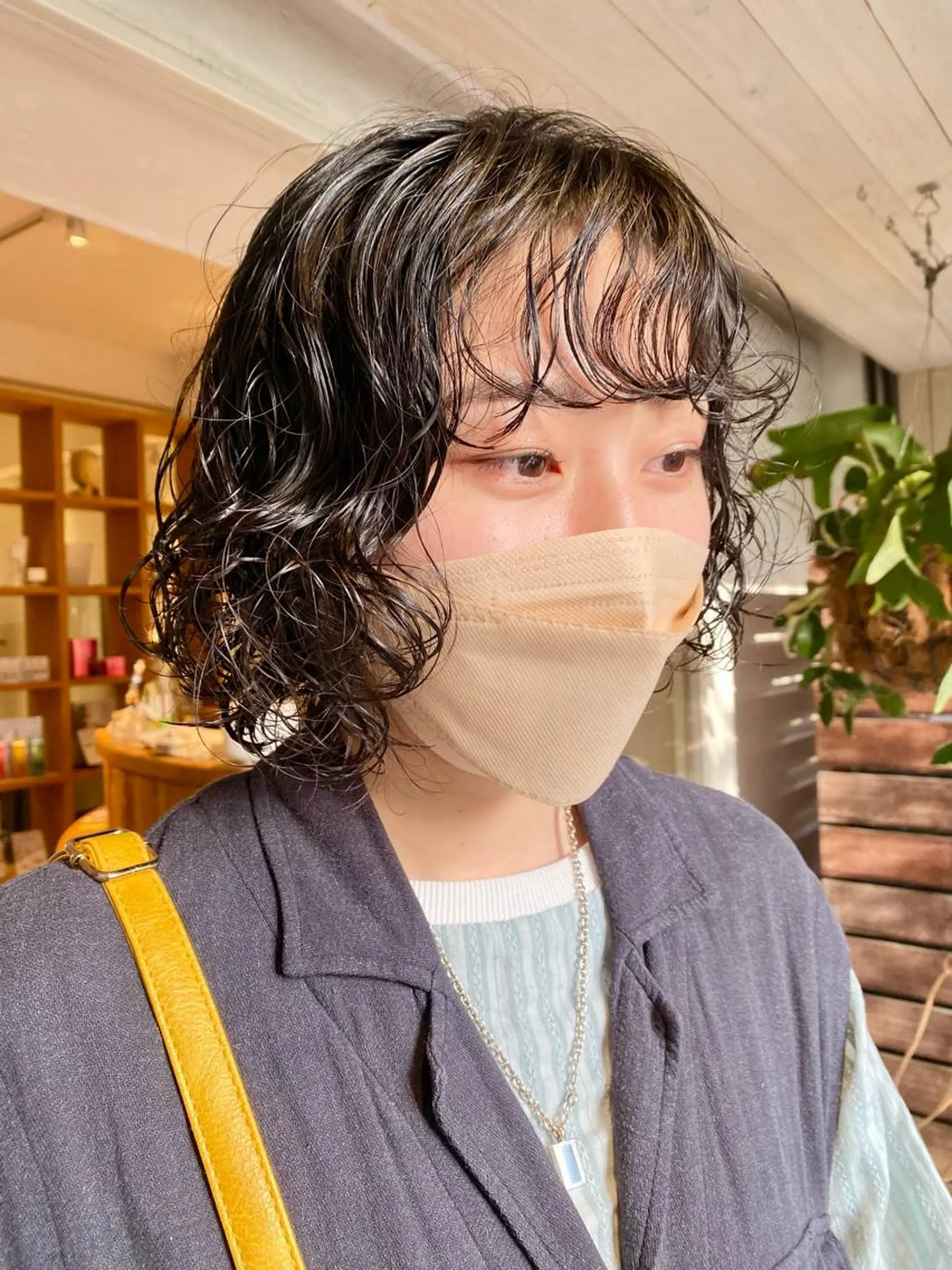 ミディアム パーマ カット パーマ トリートメント BELLA阿部野 TOMOMIのヘアスタイル