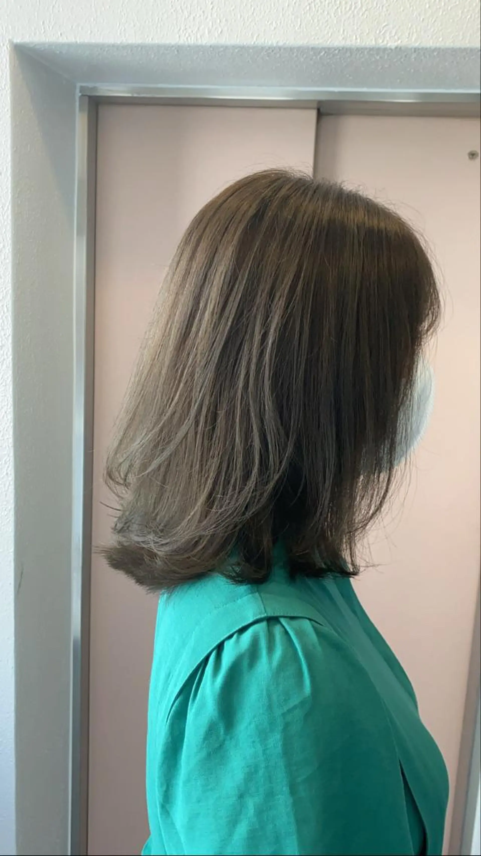 カラー La fith hair letter所属・西山 花のヘアスタイル