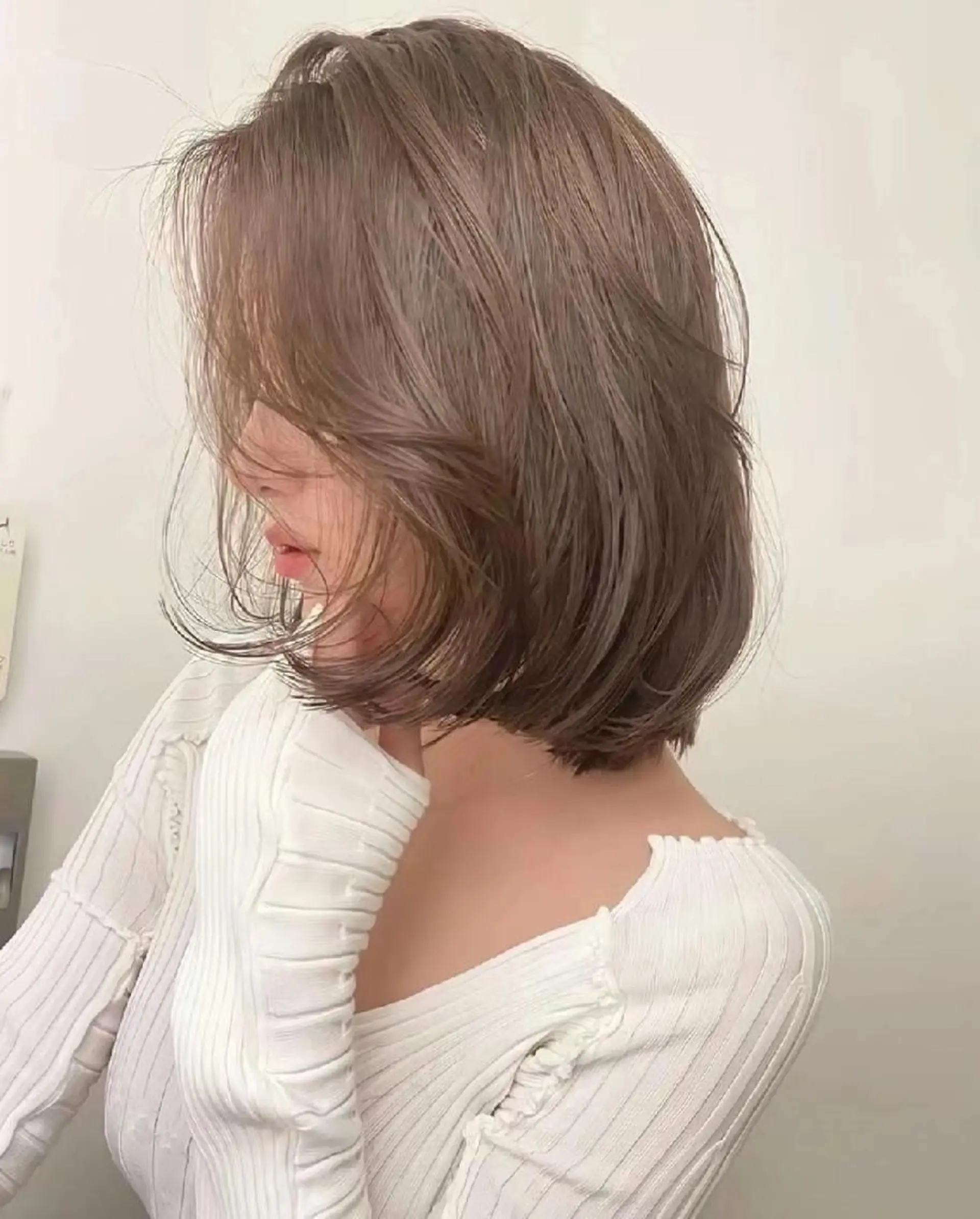 ショート カラー ヘアアレンジ u hair所属・こばやし ももこのヘアスタイル