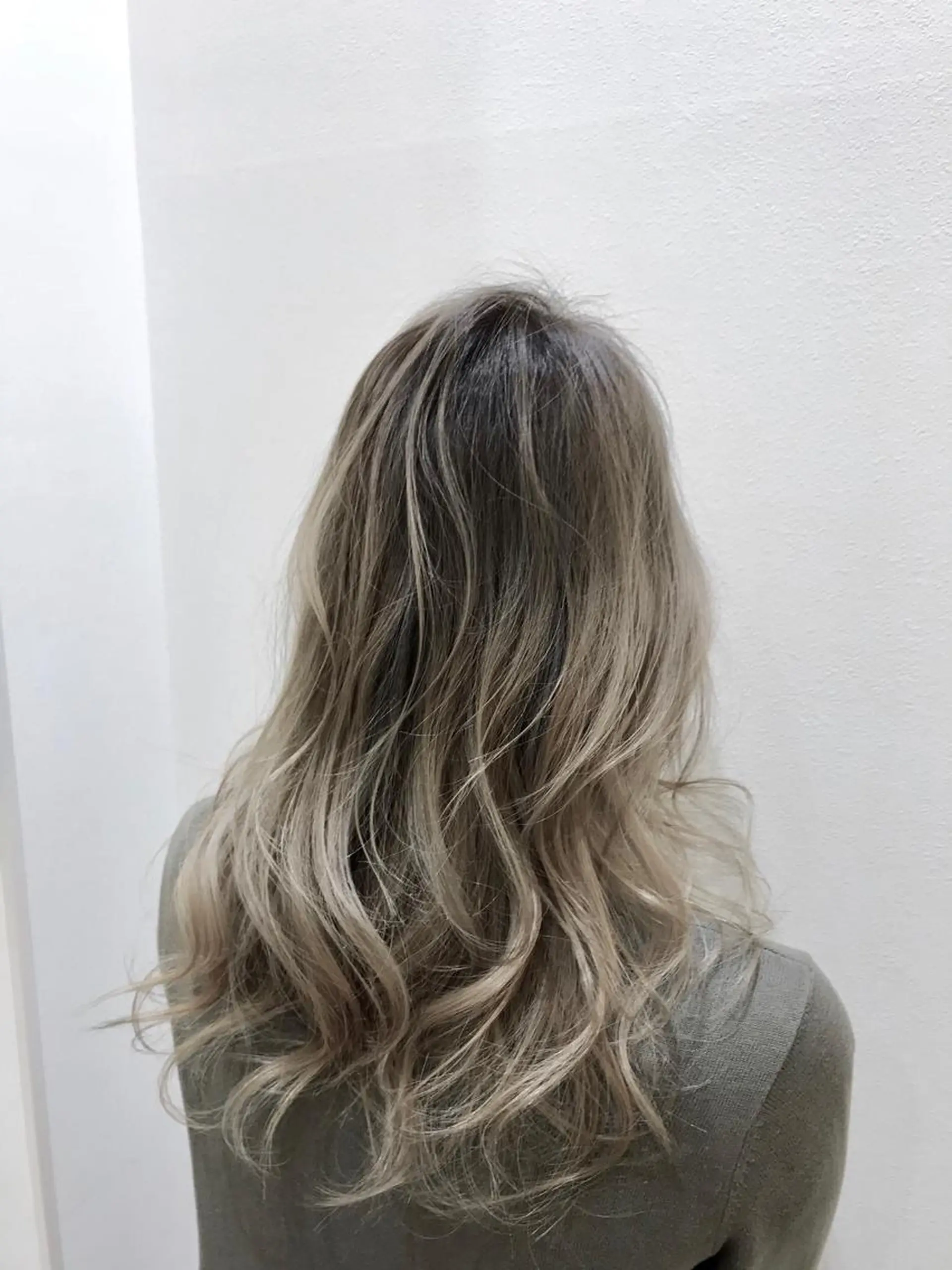 ロング ✨酸性ストレート✨ 南川だいさくのヘアスタイル