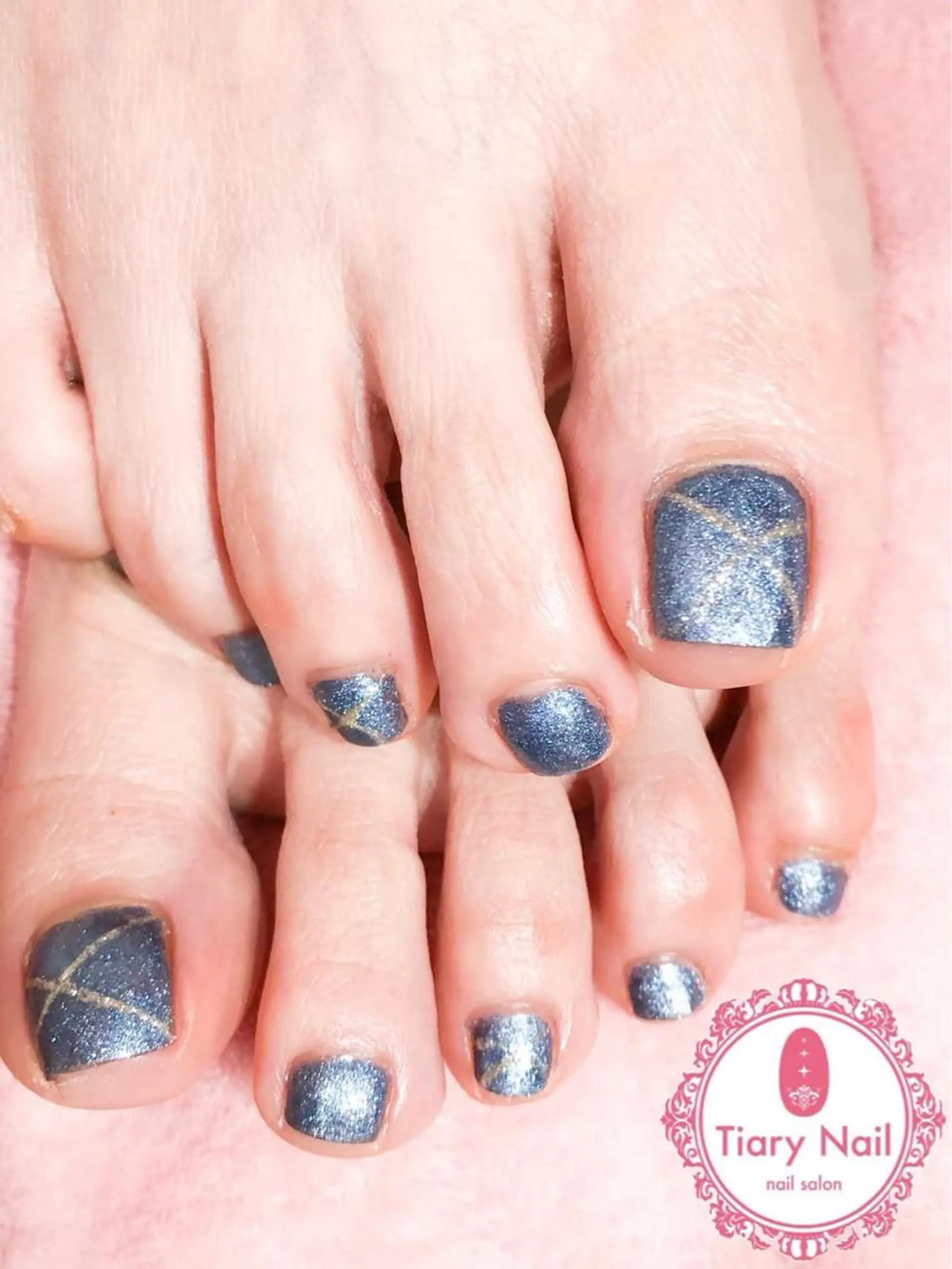 ネイル tiarynail K Kのネイルデザイン