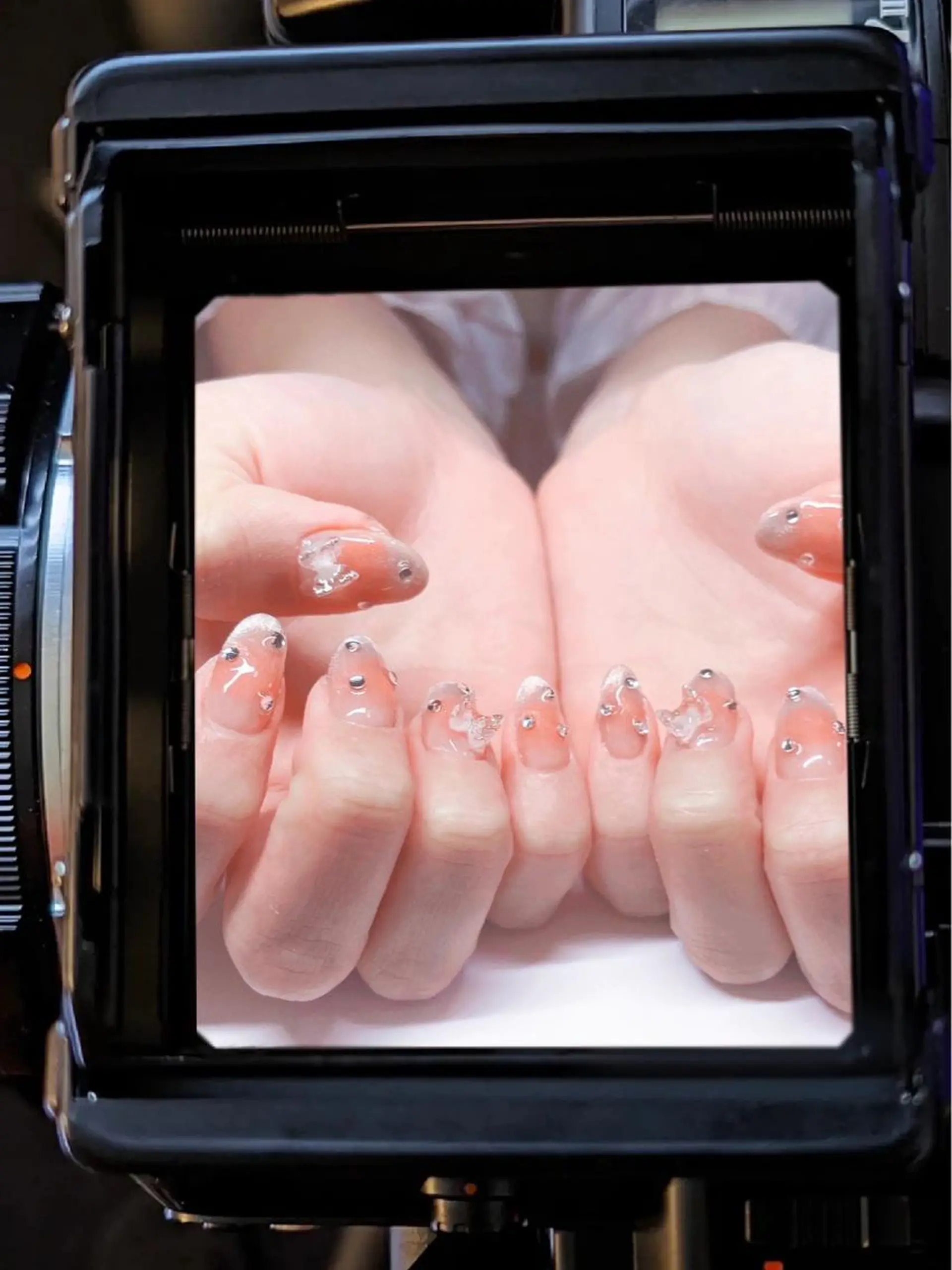 ネイル フレンチネイル マグネットネイル マグネットフレンチ ハンドネイル BETTER ME ネイルサロン池田公園のネイルデザイン