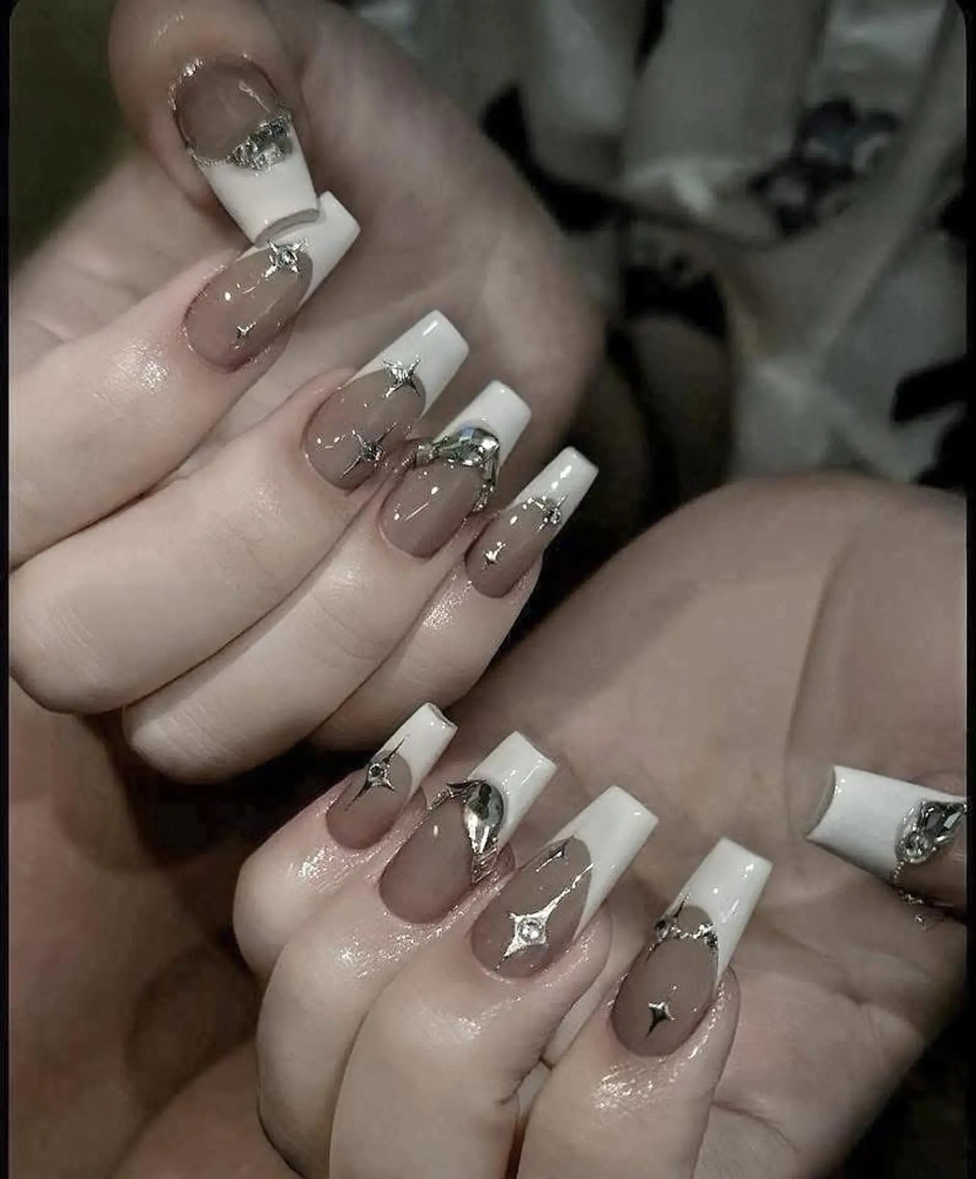 ロング 韓国風ヘア ハンドネイル Bling Salonのネイルデザイン