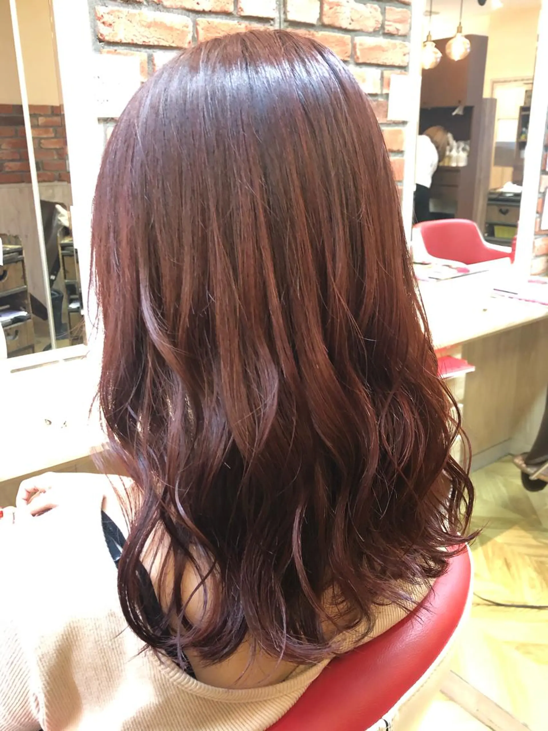 ミディアム カラー ピンクカラー レッドカラー FAHREN-PURE所属・韓国ヘアカラーパーマ 遠藤のヘアスタイル