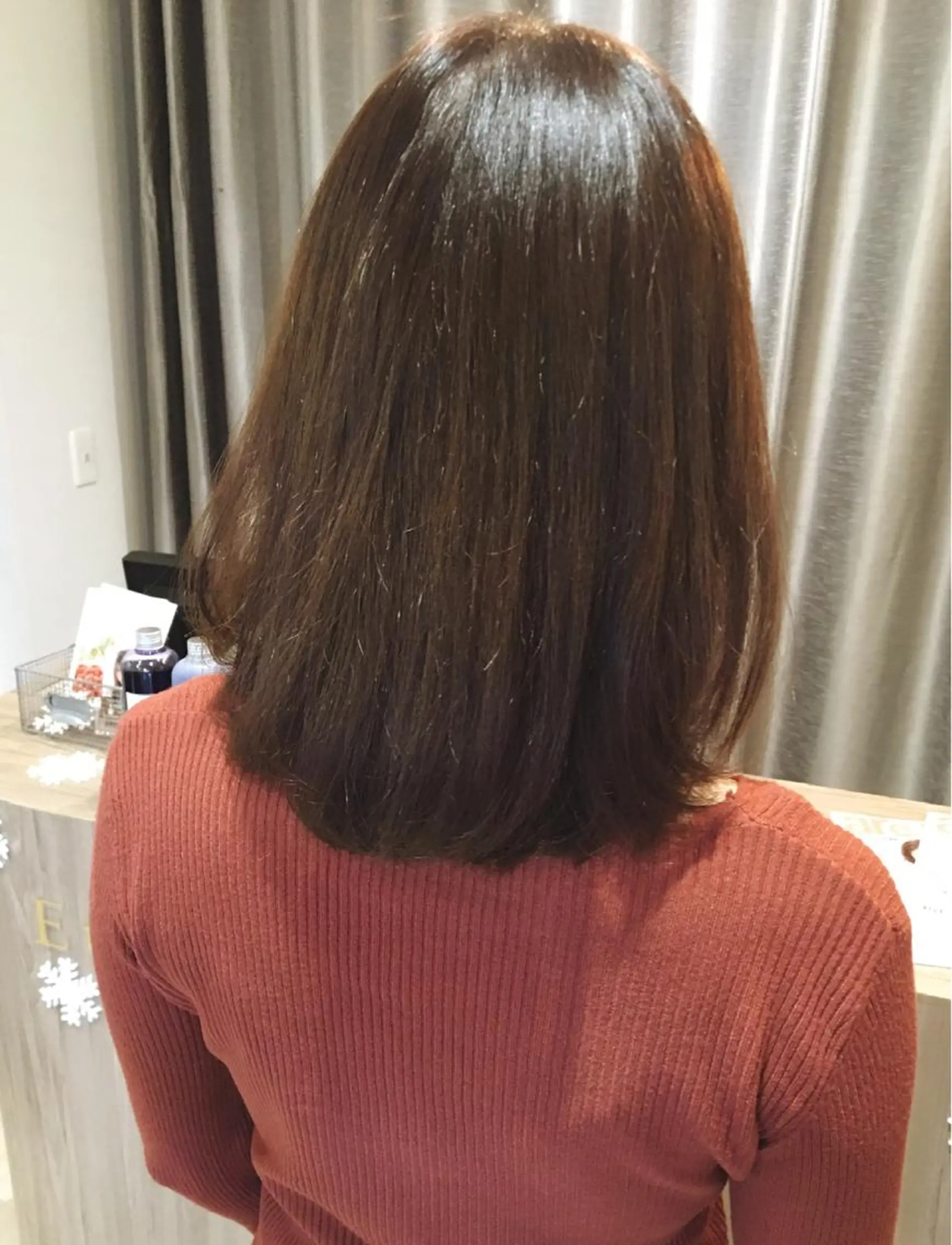 ミディアム カラー ベージュカラー カット ヘアカラー トリートメント 髪質改善ｶﾗｰ ｹｱﾌﾞﾘｰﾁ/ﾀﾑのヘアスタイル