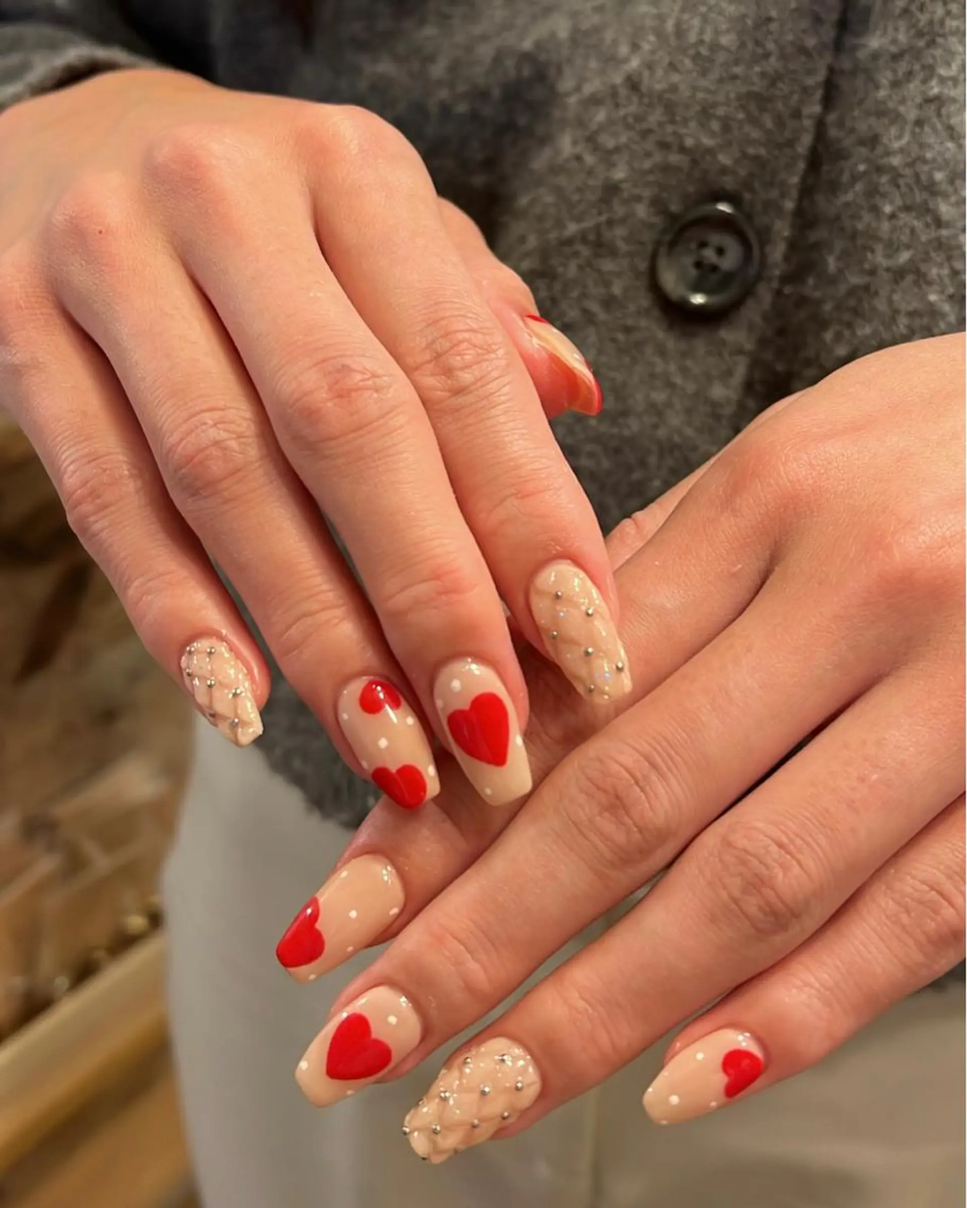 ネイル ハンドネイル フットネイル ハンドケア Nes.Nail所属・Miyagi Asamiのネイルデザイン