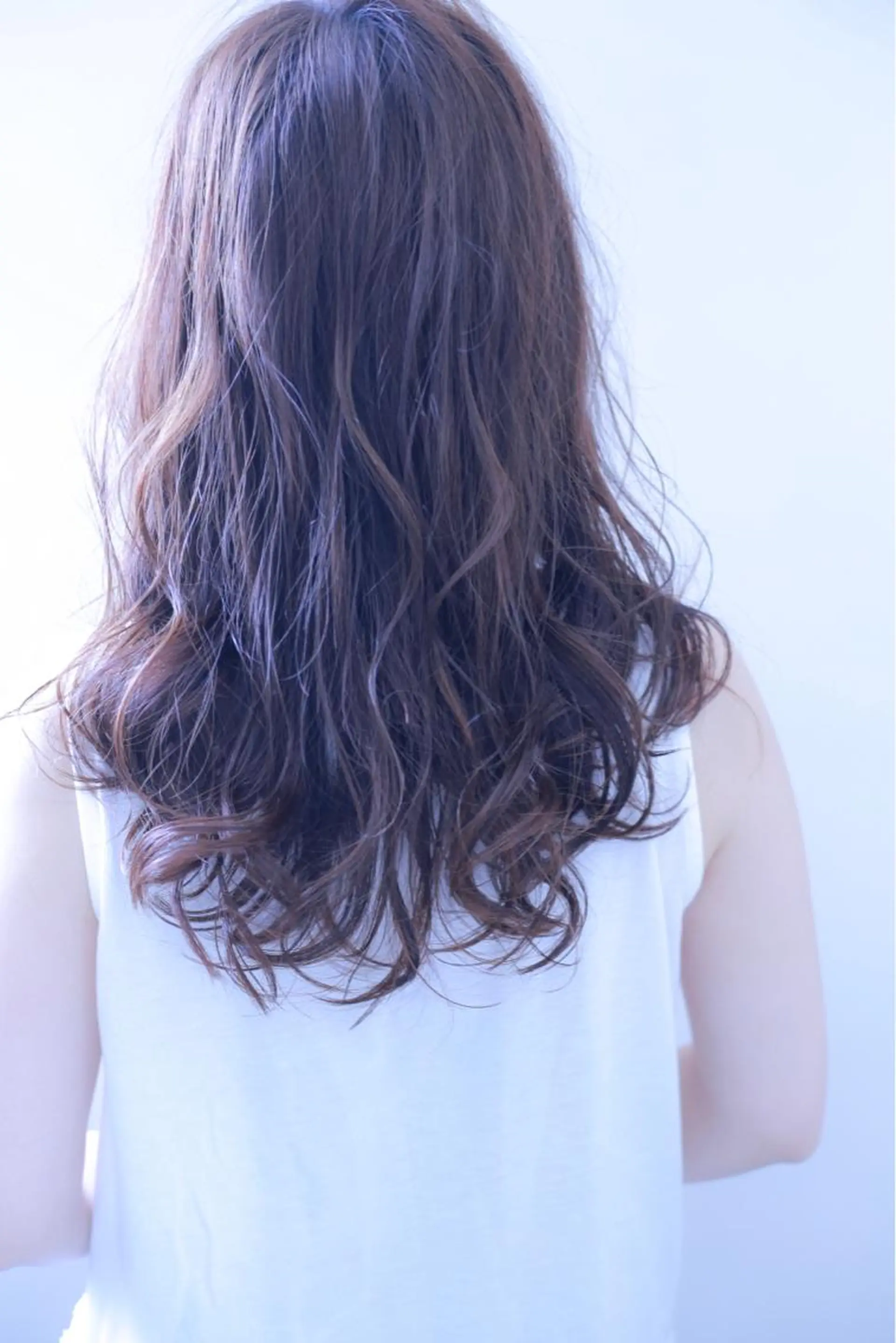 ロング 伊藤 裕貴のヘアスタイル