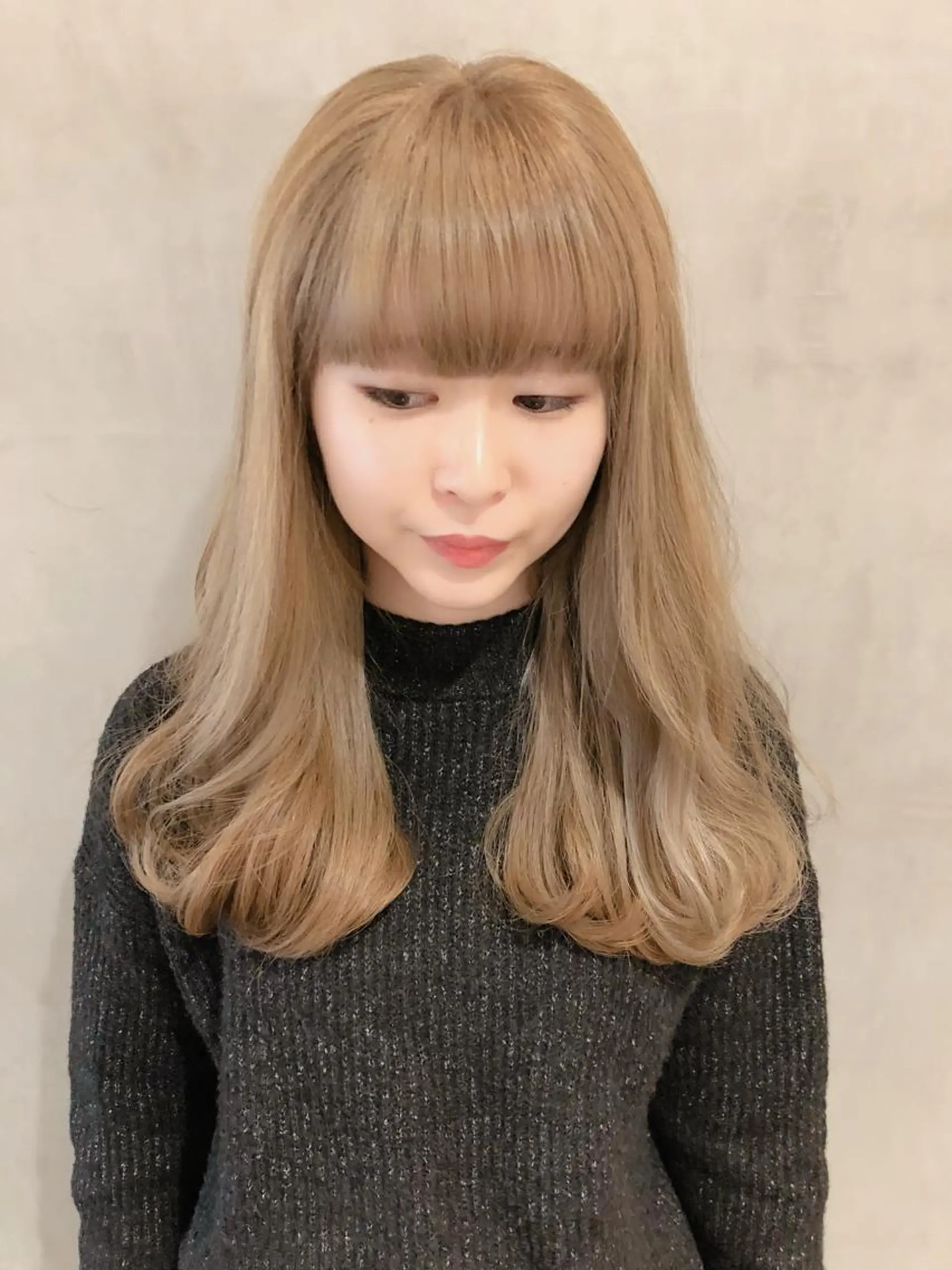 ミディアム カラー ブロンド ヘアカラー トリートメント 大西 直人のヘアスタイル