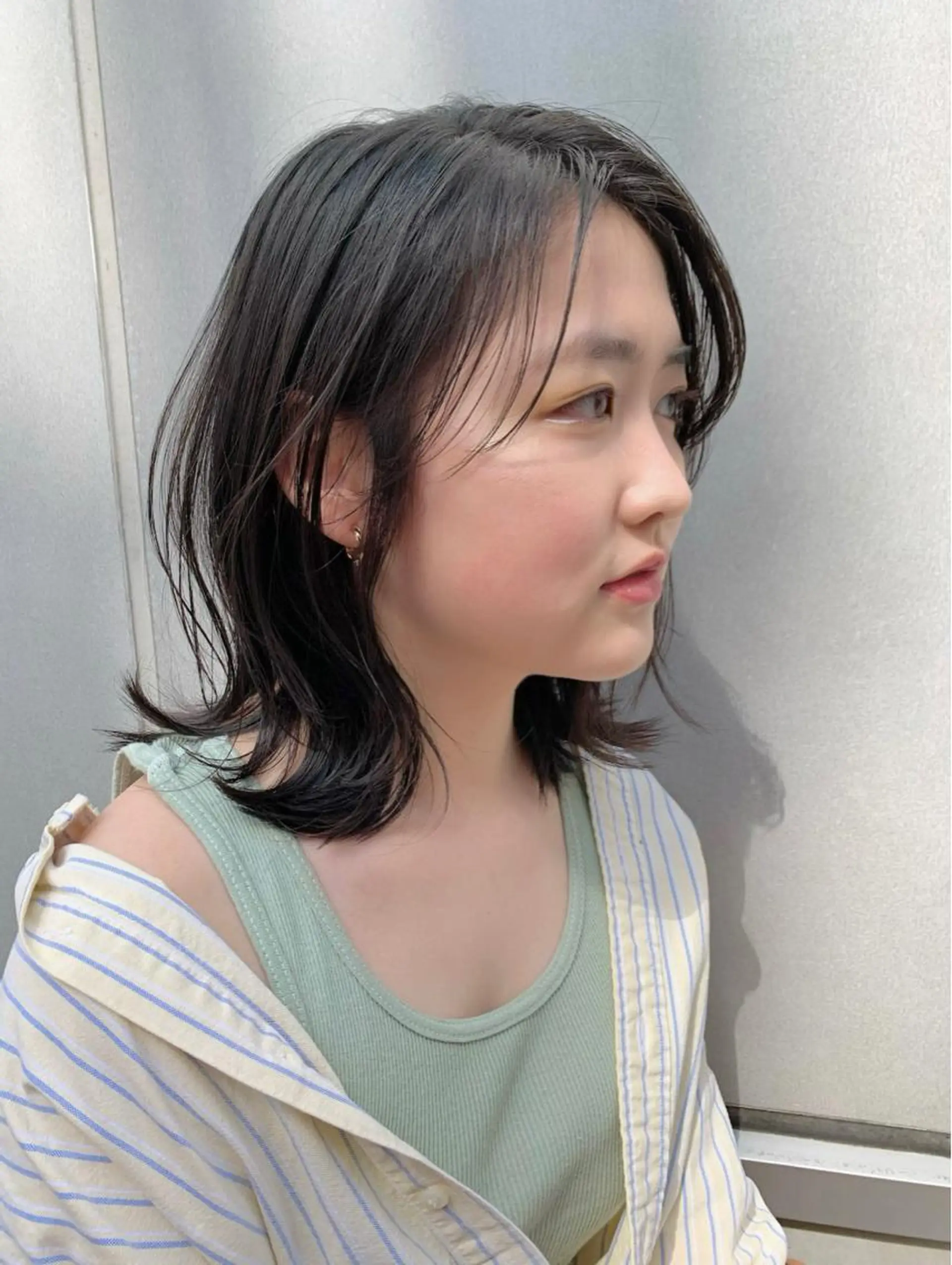 ミディアム ヘアアレンジ 伸ばしかけ レイヤーカット A10+α所属・加茂 しのぶのヘアスタイル