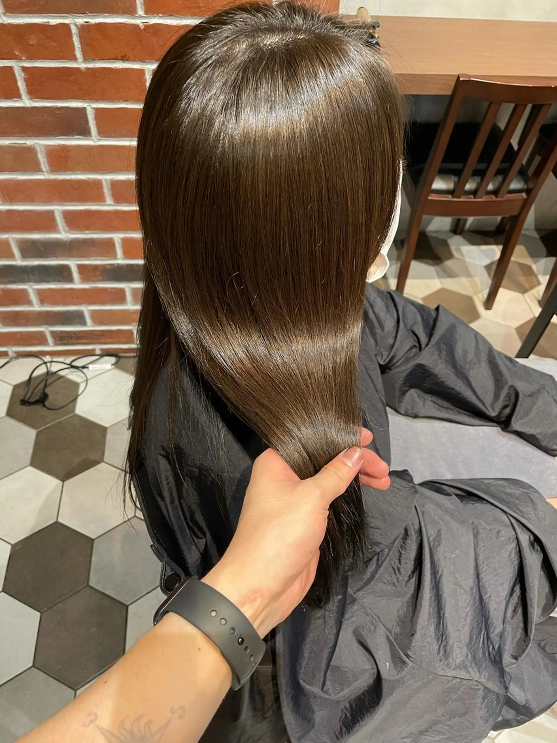 ロング 髪質改善、縮毛矯正 酸性縮毛矯正のヘアスタイル