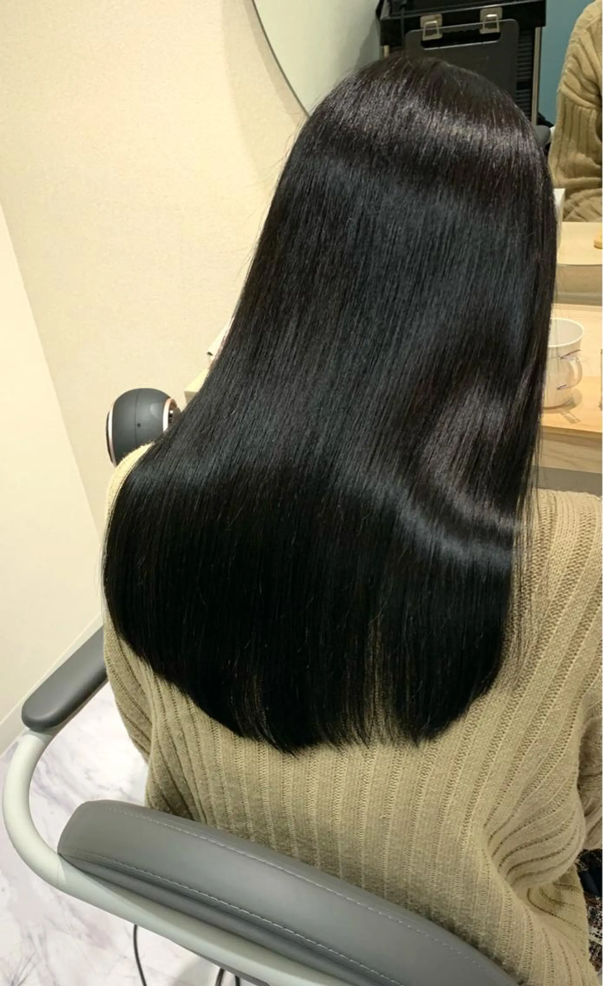 セミロング カット 縮毛矯正 トリートメント 丹野 圭太のヘアスタイル