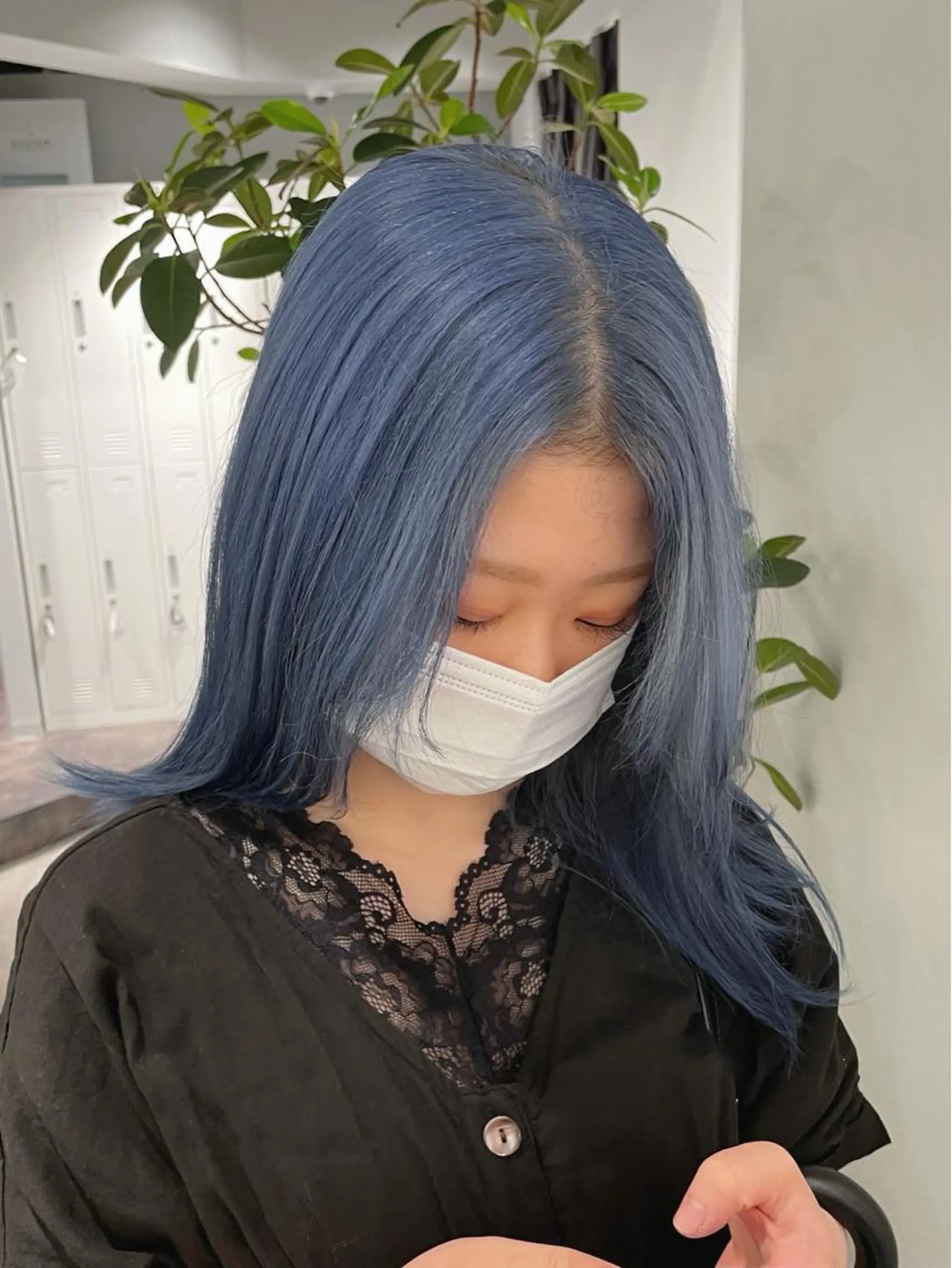 セミロング カラー ブルーカラー GO TODAY SHAiRE SALON NU茶屋町店所属・女性専門マンツーマン YUKIのヘアスタイル