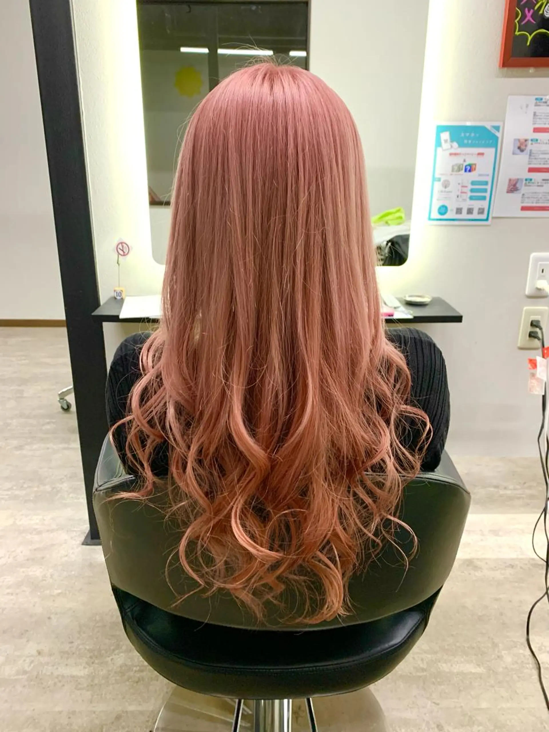 ロング カラー ピンクカラー ヘアカラー トリートメント RAIA💎ケア ブリーチ＆パーマ💎のヘアスタイル