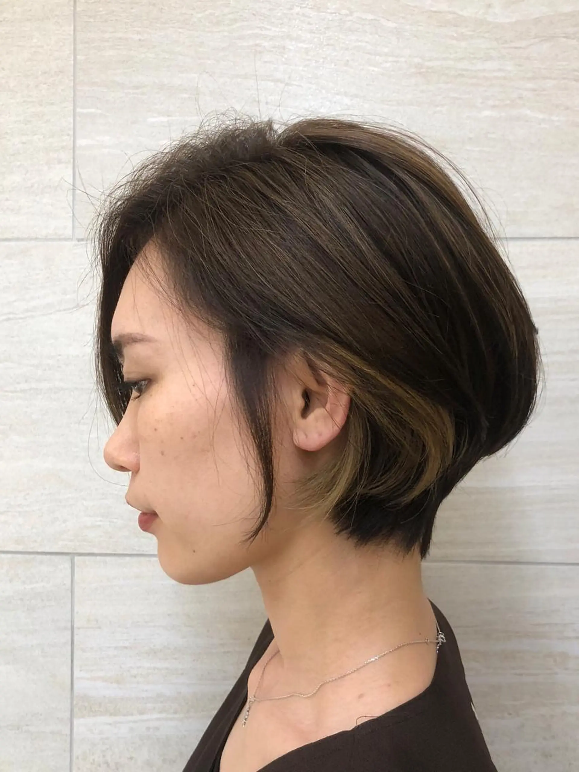 ショート カラー ベージュカラー インナーカラー ヘアカラー トリートメント 似合わせ/小顔カット 🔷山方直也のヘアスタイル