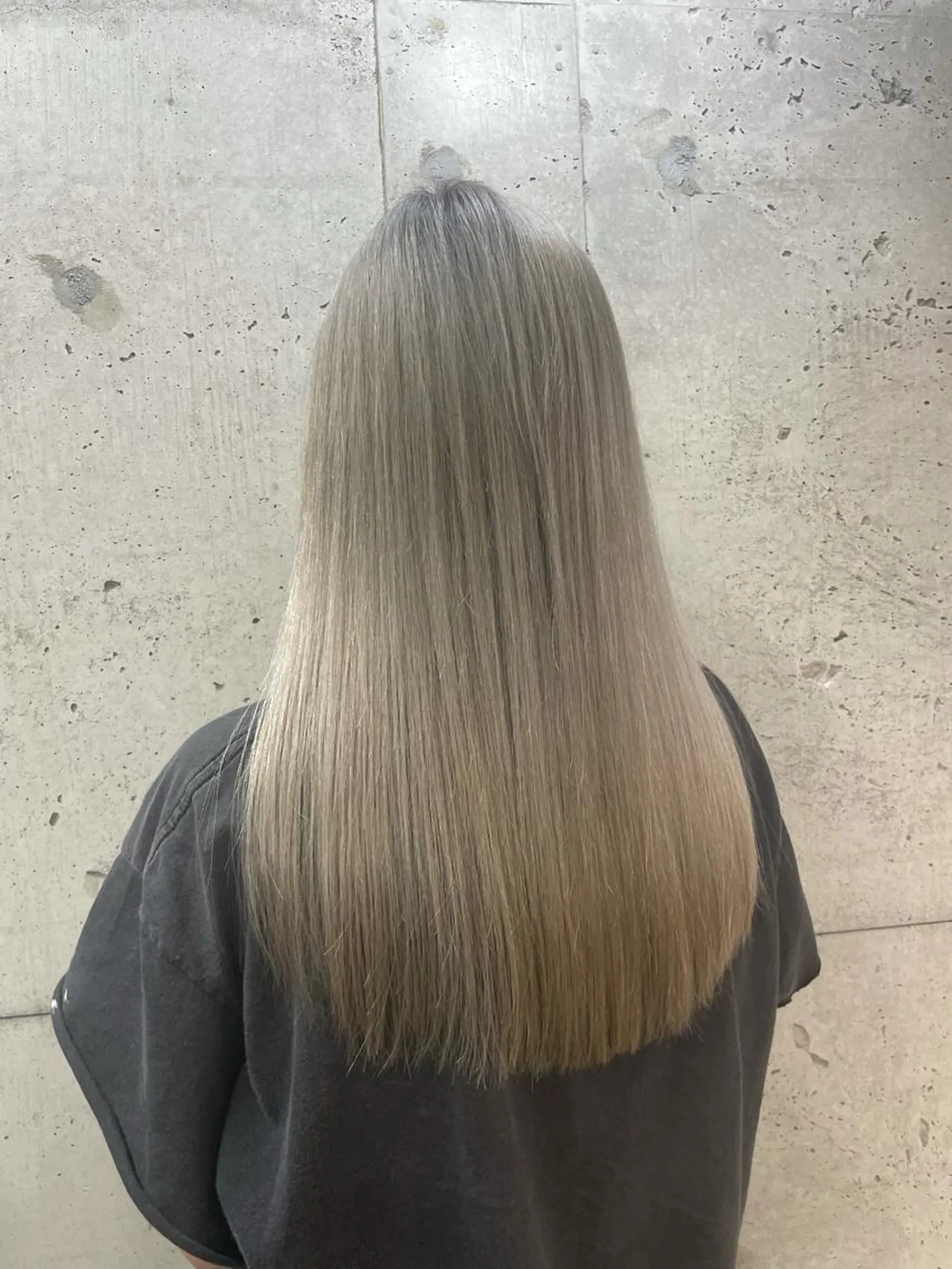 ロング カラー ヘアカラー youres hair 髪質改善トリートメント&ヘッドスパ  新宿三丁目店【ユアーズヘア】所属・🦋透明感カラー 👑NODOKA🦋のヘアスタイル