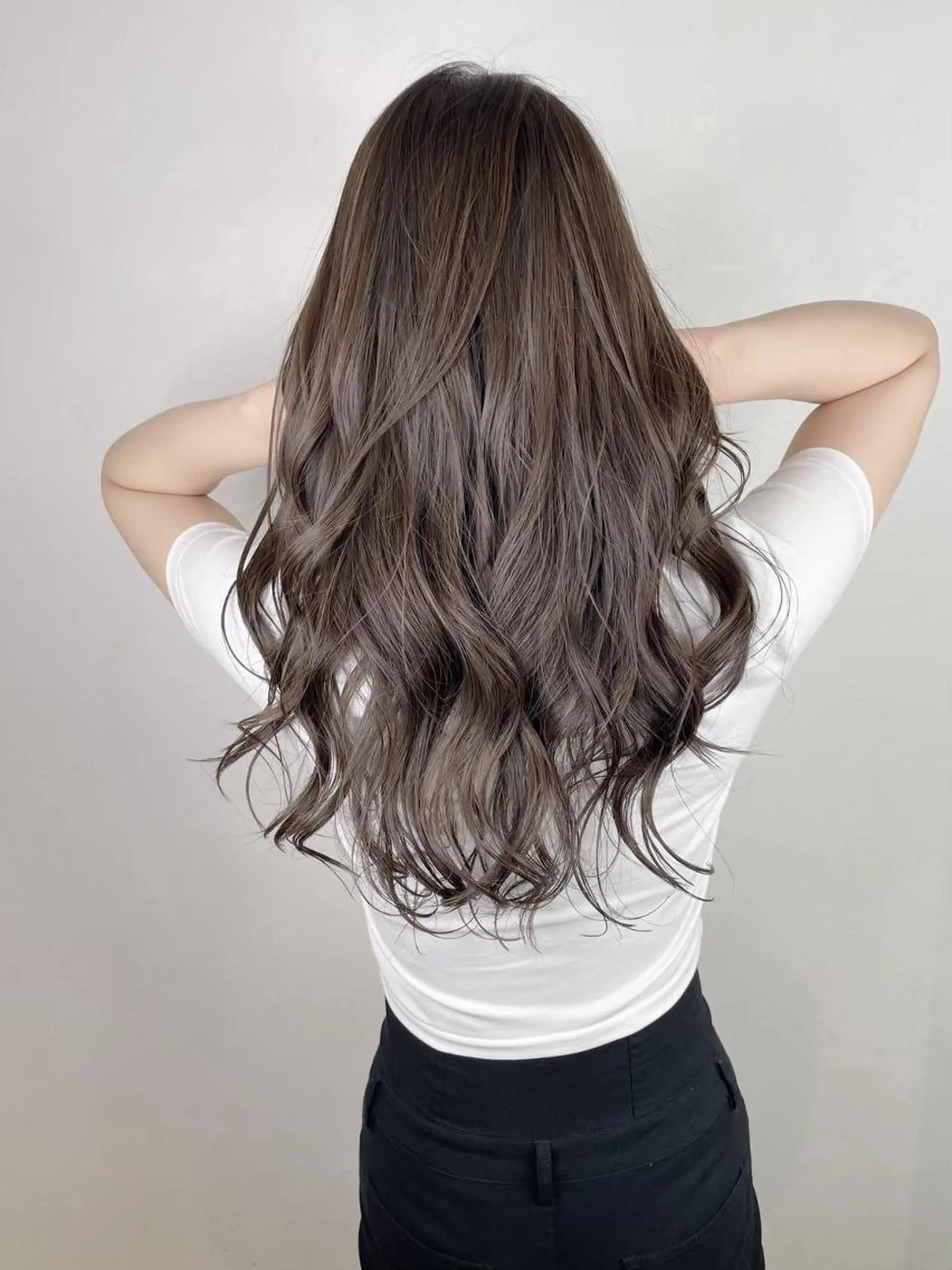 ロング カラー ダブルカラー グラデーションカラー ハイライトカラー イルミナカラー インナーカラー BUCKS【天王寺】 バックス【駅30秒】のヘアスタイル