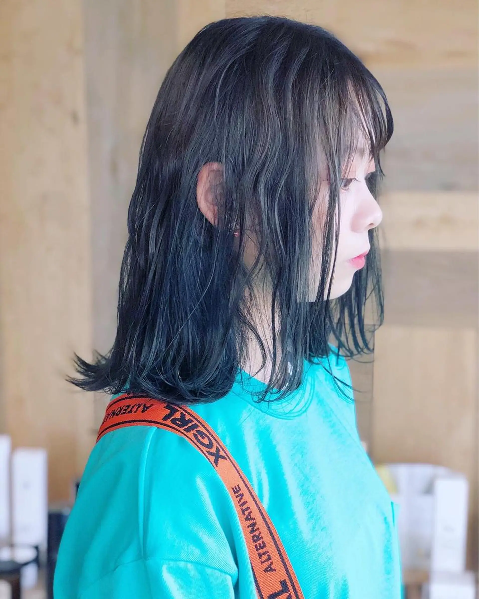 セミロング アッシュ アッシュグレー 柿本拓【全席完全個室 ログネオン】のヘアスタイル