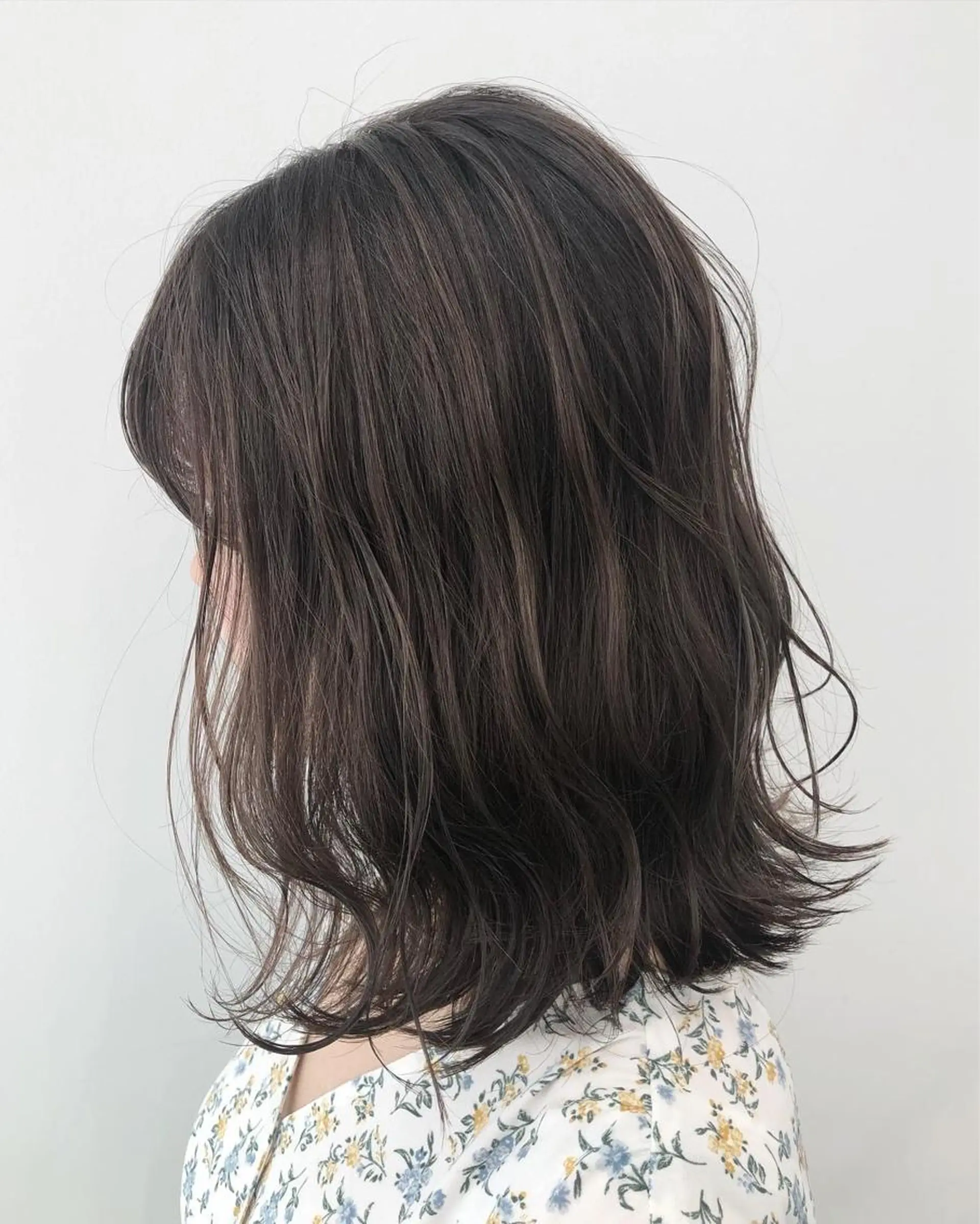 ミディアム カラー ヘアアレンジ アディクシーカラー 透明感カラー 【公式】amble luxe池袋東口🩷のヘアスタイル