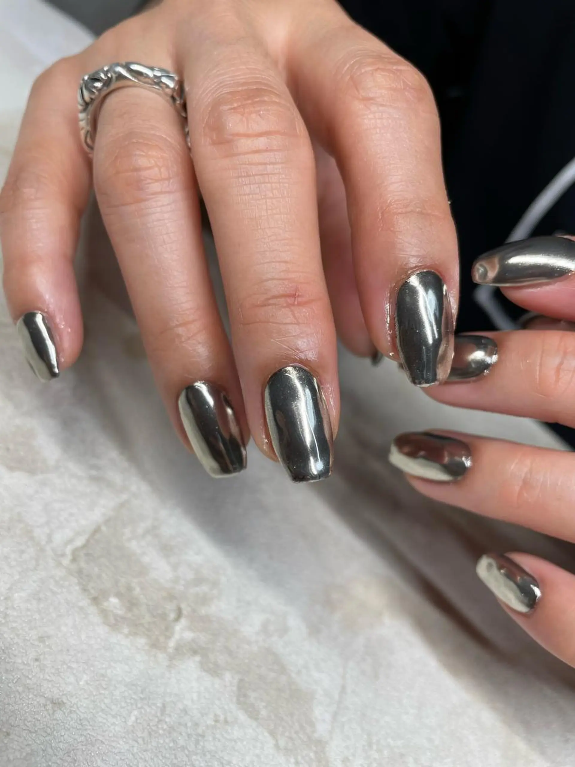 ロング カラー ヘアアレンジ キッズ ネイル マツエク・マツパ アイブロウ 福田 加奈のネイルデザイン