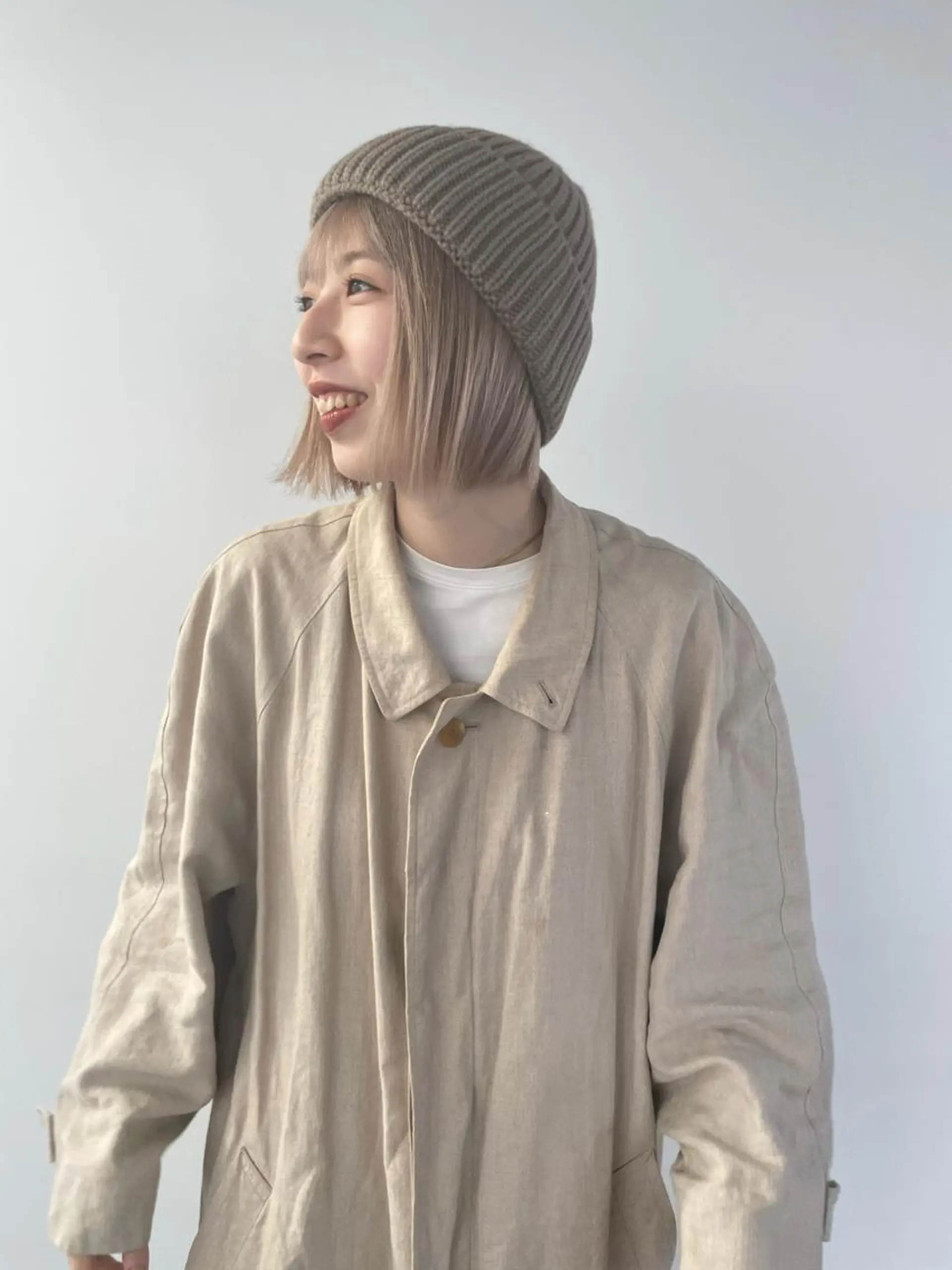 ミディアム 渋谷 留菜のヘアスタイル