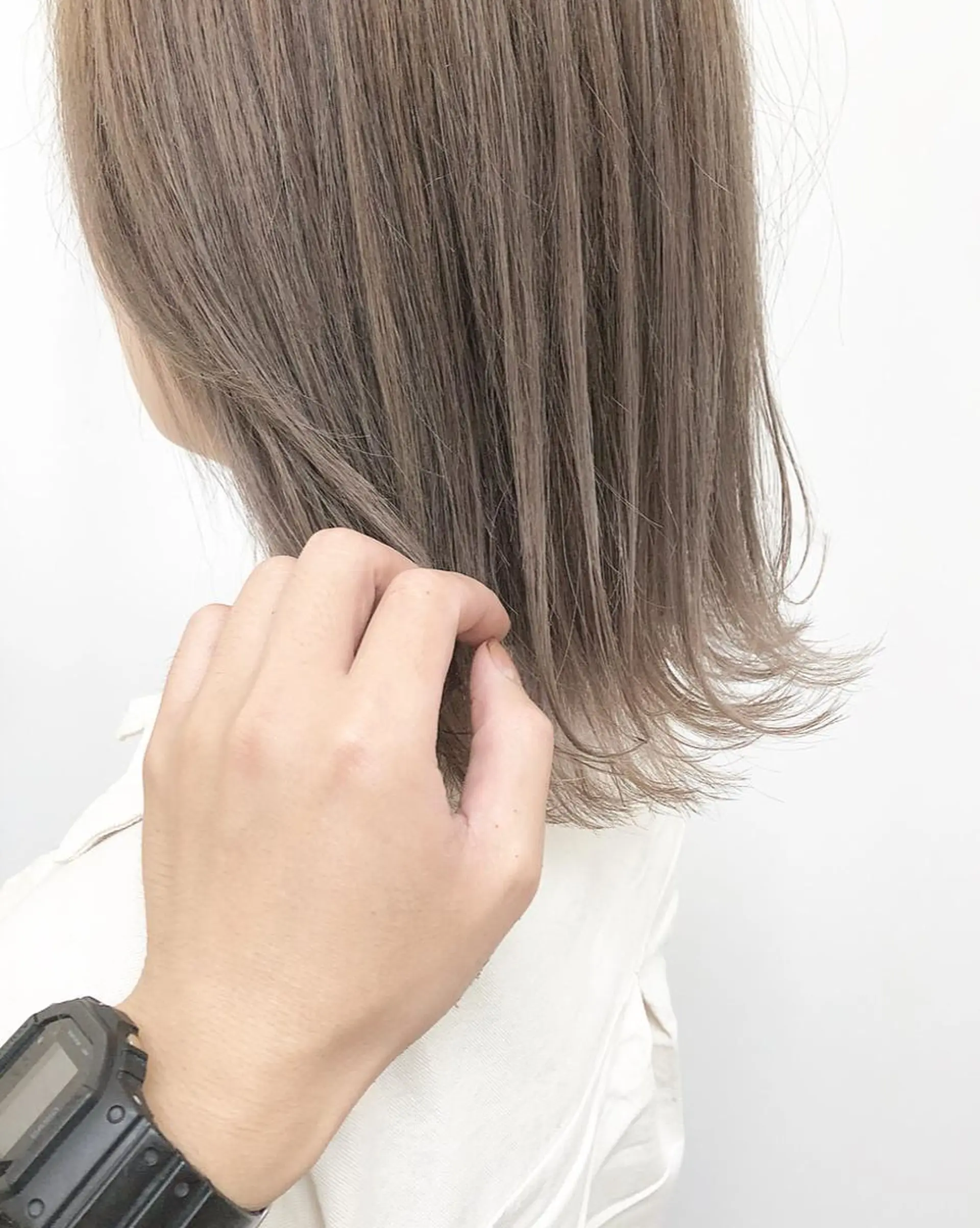 ショート カラー ブリーチ ケアブリーチ ラベンダーカラー ヘアカラー トリートメント autre所属・大久保 ひでなりのヘアスタイル