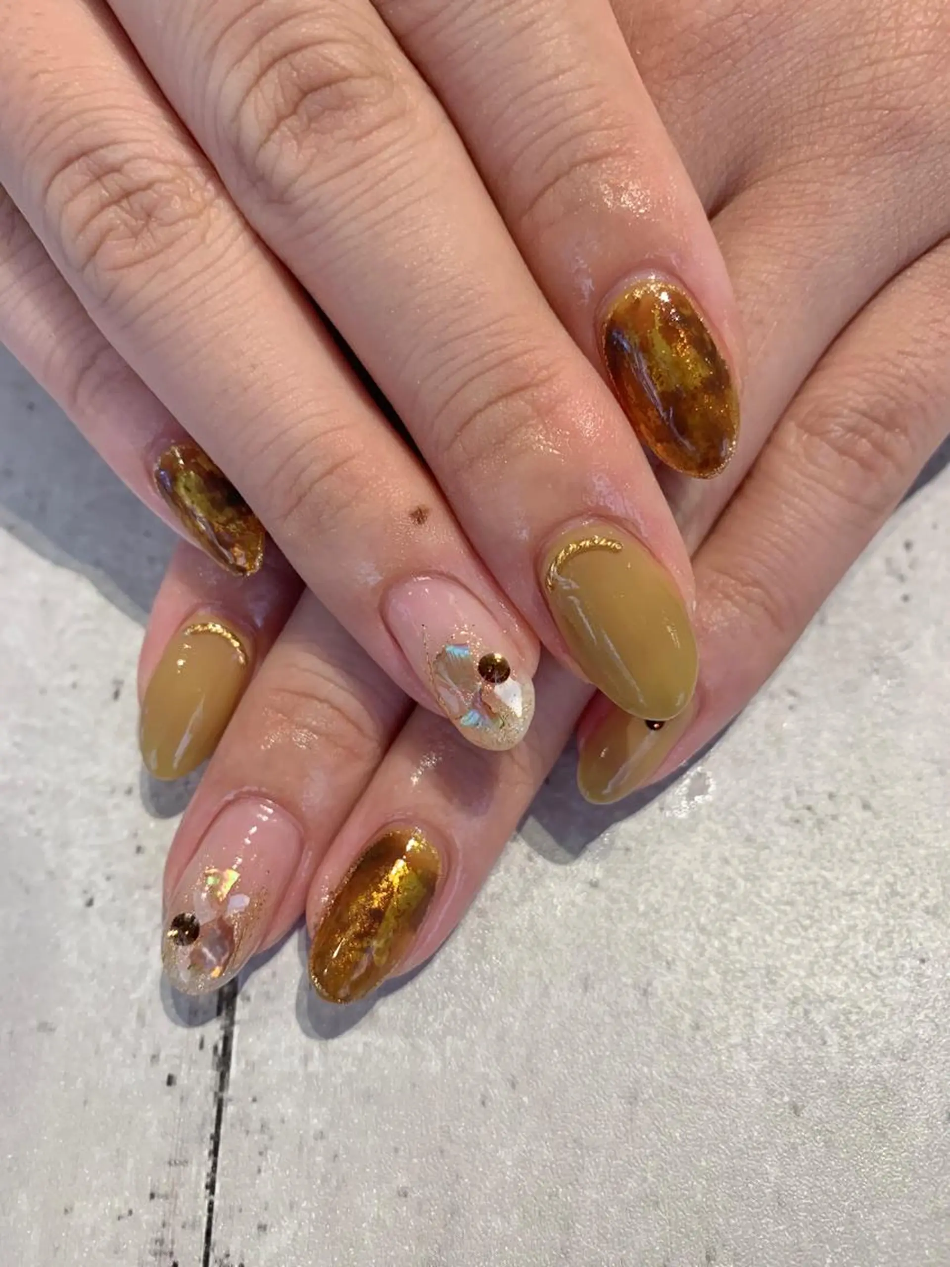 ネイル ハンドネイル imymemine所属・渡邊 束紗のネイルデザイン