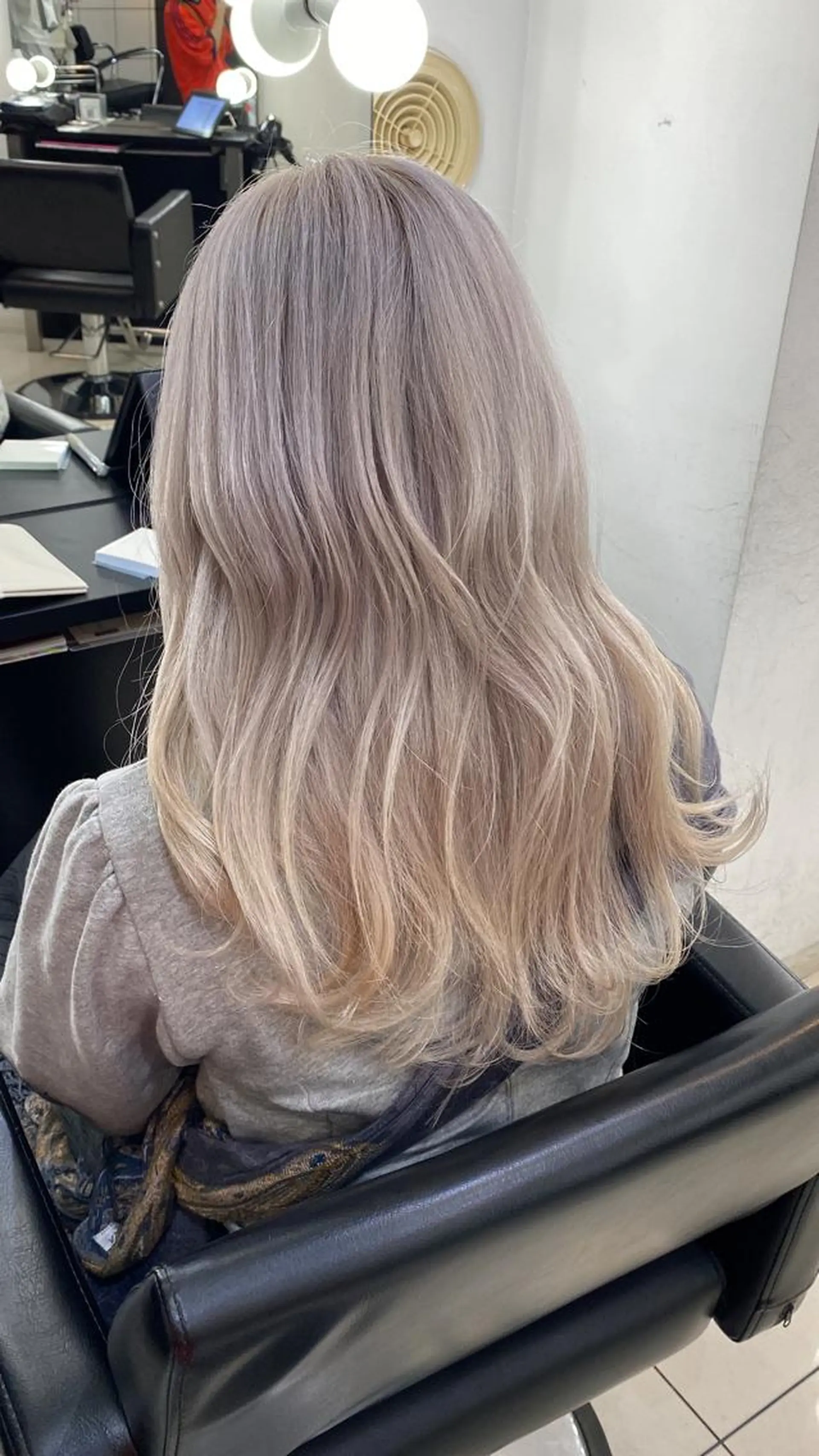 セミロング カラー ヘアカラー トリートメント 韓国ヘア/ハイトーン RYUSEIのヘアスタイル