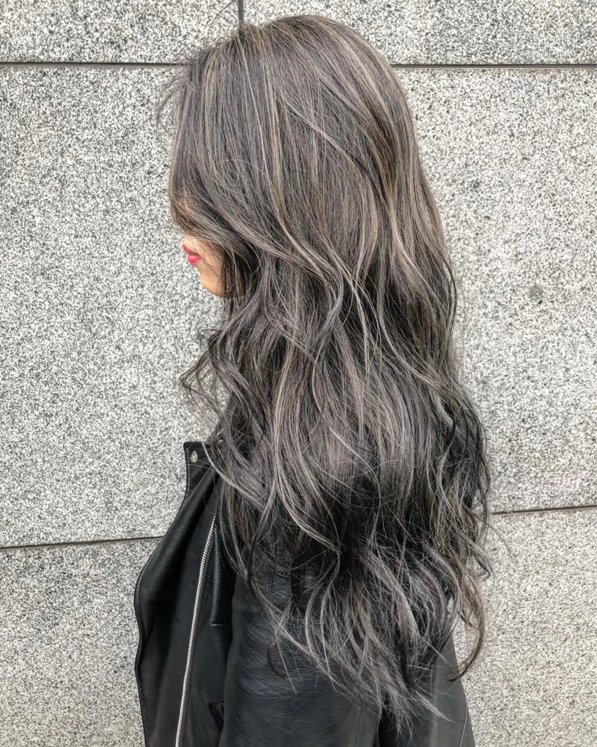 ロング カラー REVE所属・TAKU 美容師のヘアスタイル