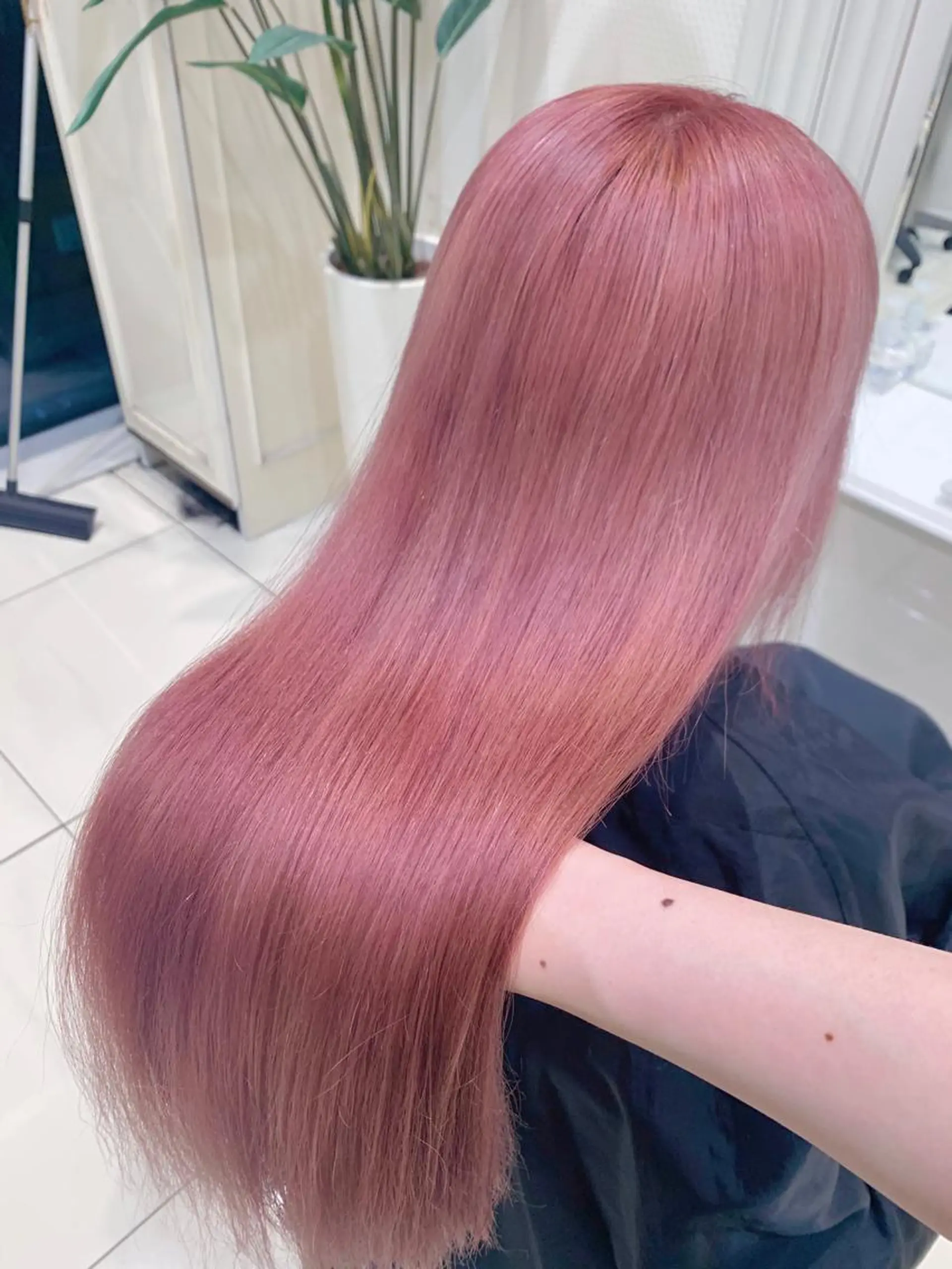 ロング 愛されハイトーン 🍓YURINAのヘアスタイル