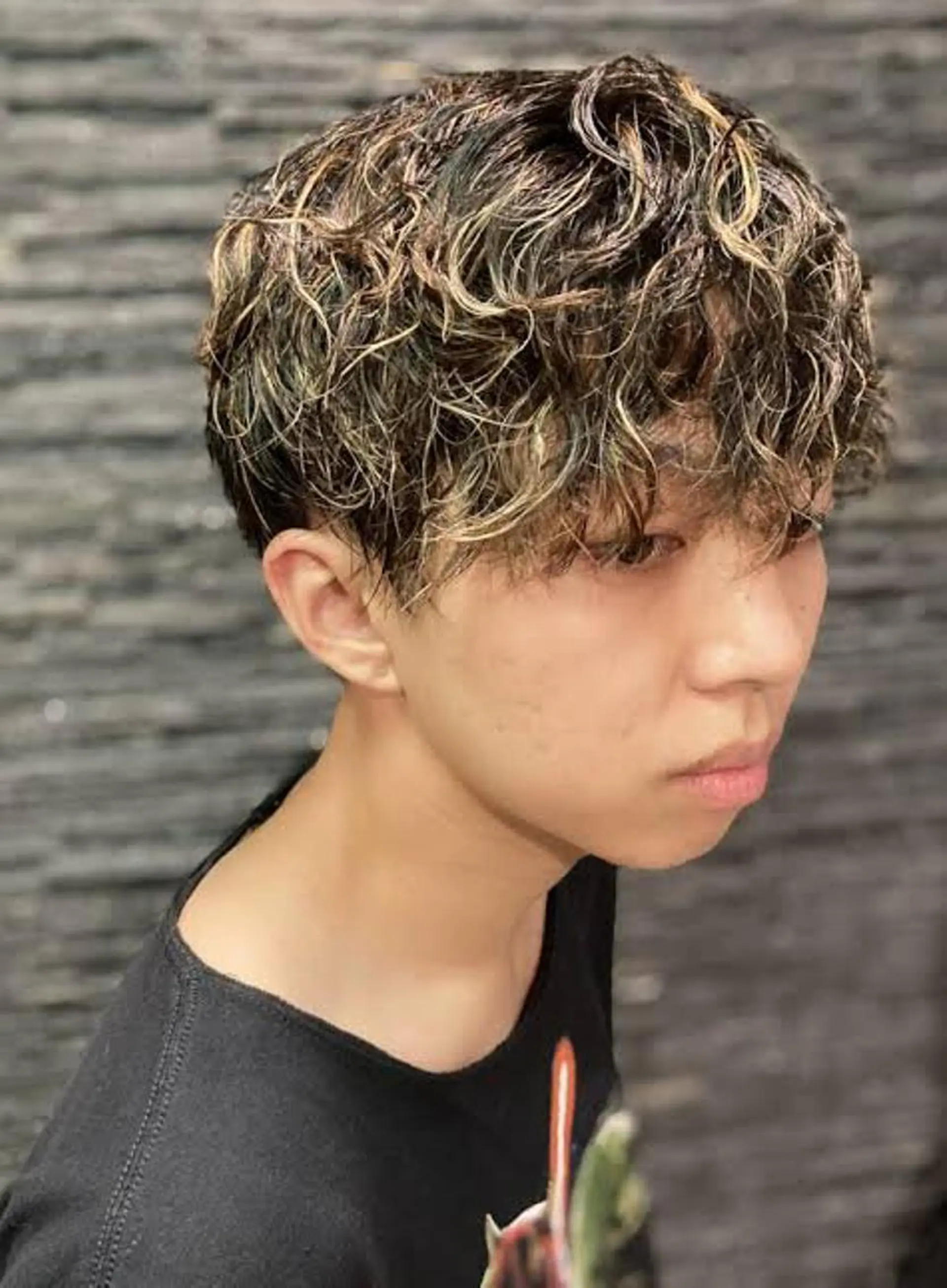 ロング パーマ 渡部 龍之介のヘアスタイル