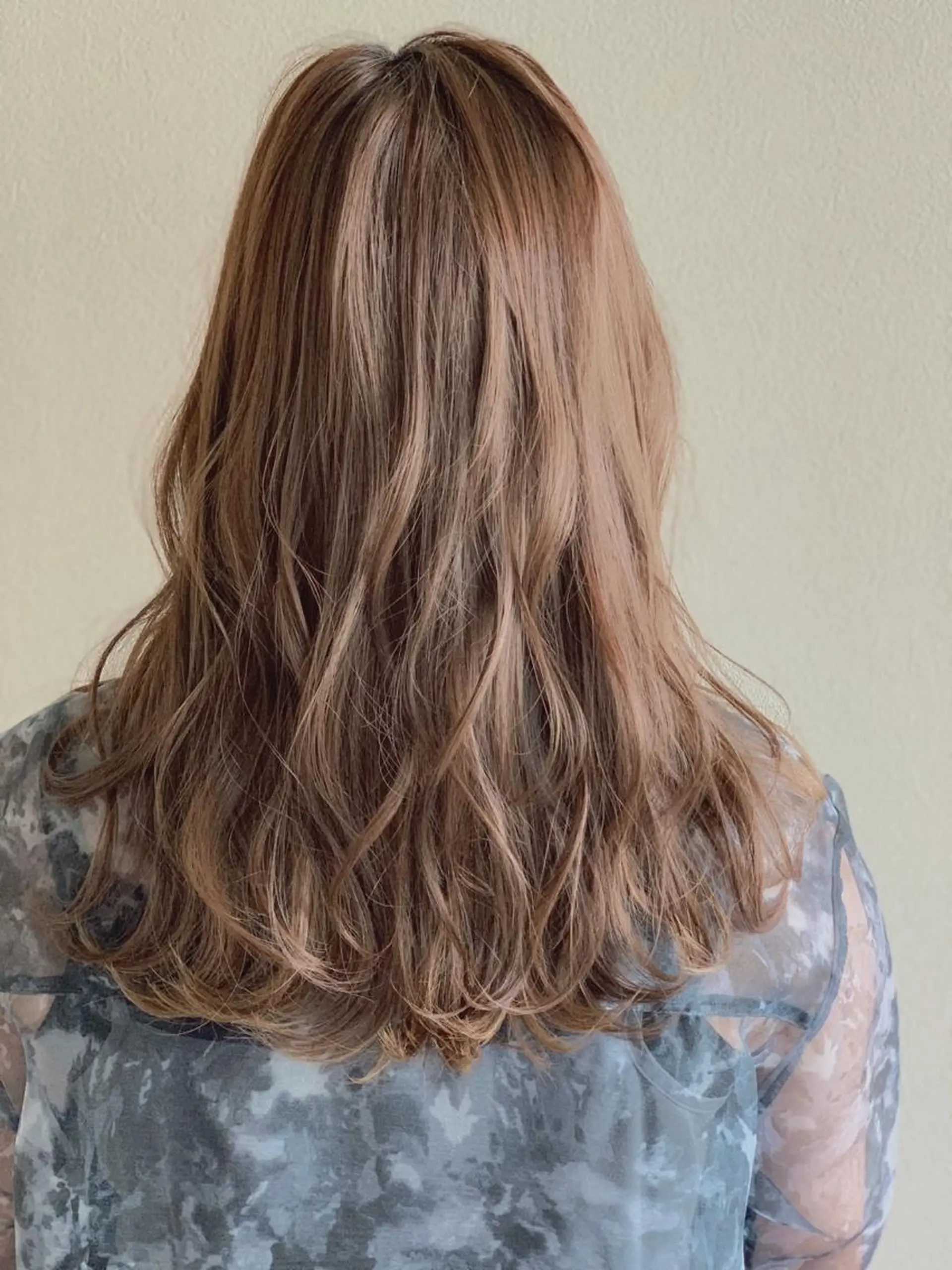 ロング カラー hair&make koko所属・昼田 羅々のヘアスタイル