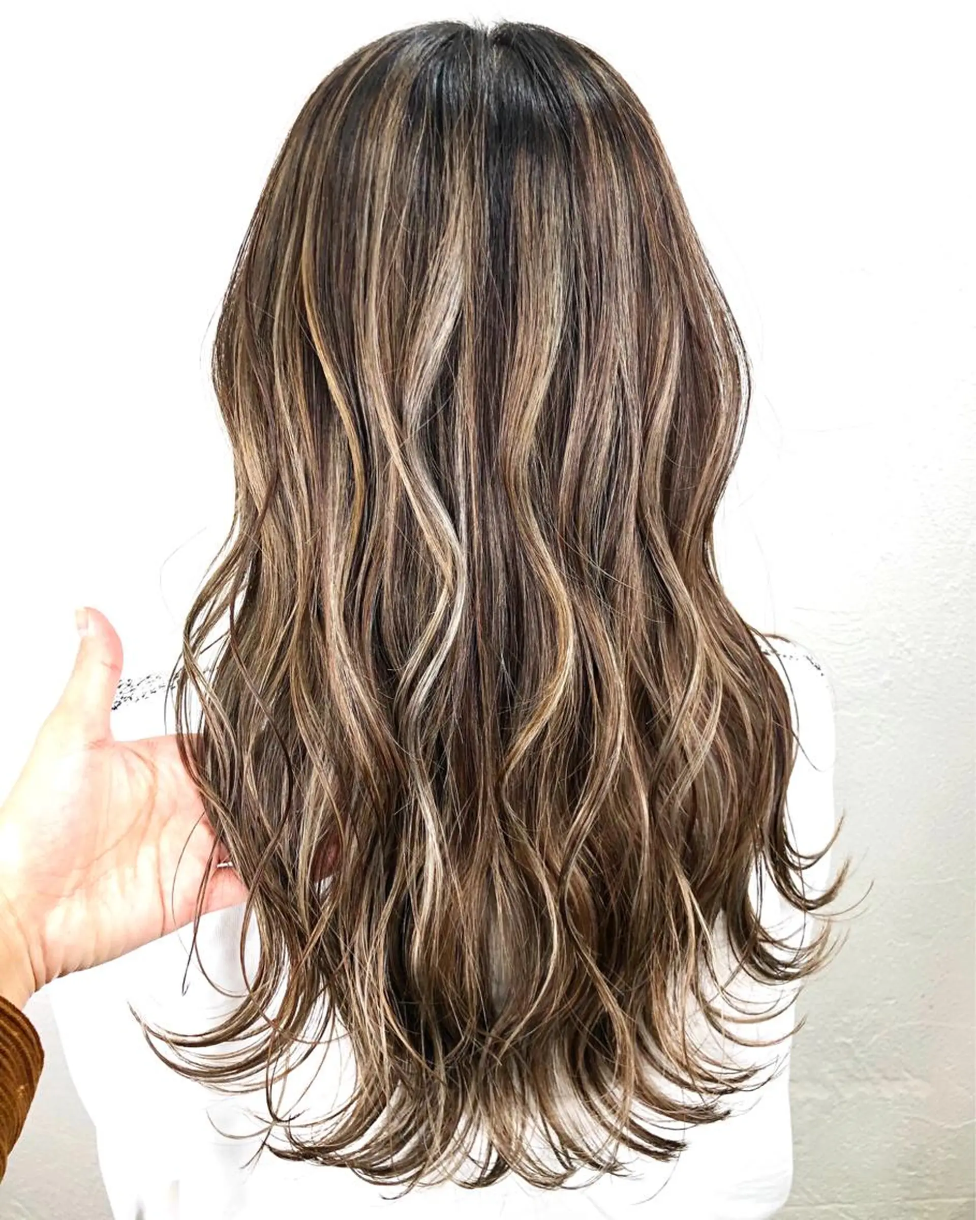 ロング カラー ハイライトカラー ハイライト ヘアカラー ✂︎✂︎副店長・富田 益✂︎✂︎のその他イメージ