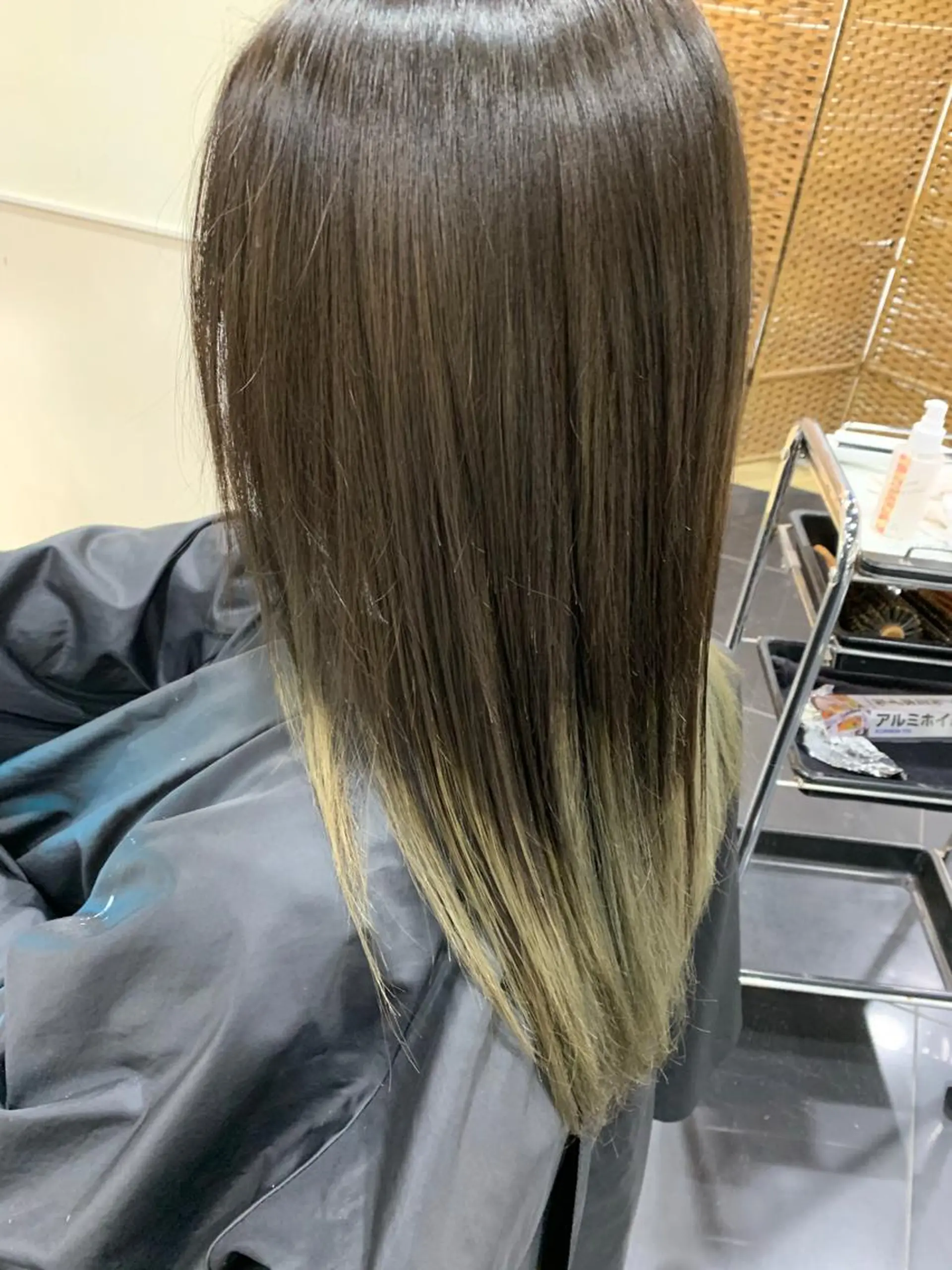 ロング OPERA 赤塚のヘアスタイル