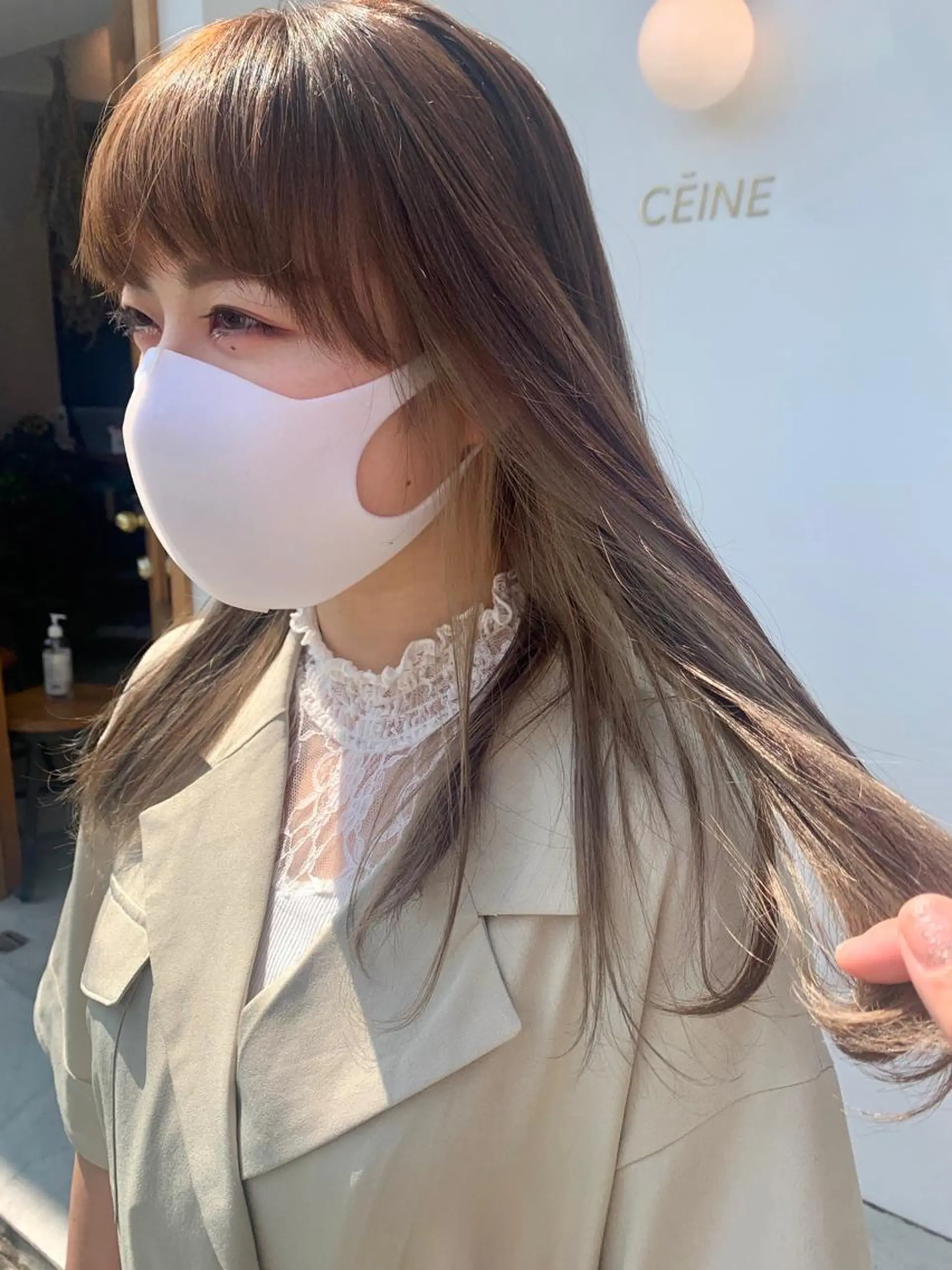 セミロング カラー ベージュカラー ブリーチ インナーカラー ブリーチなしカラー ホワイトベージュ 中目黒🌼 🌼ハナのヘアスタイル