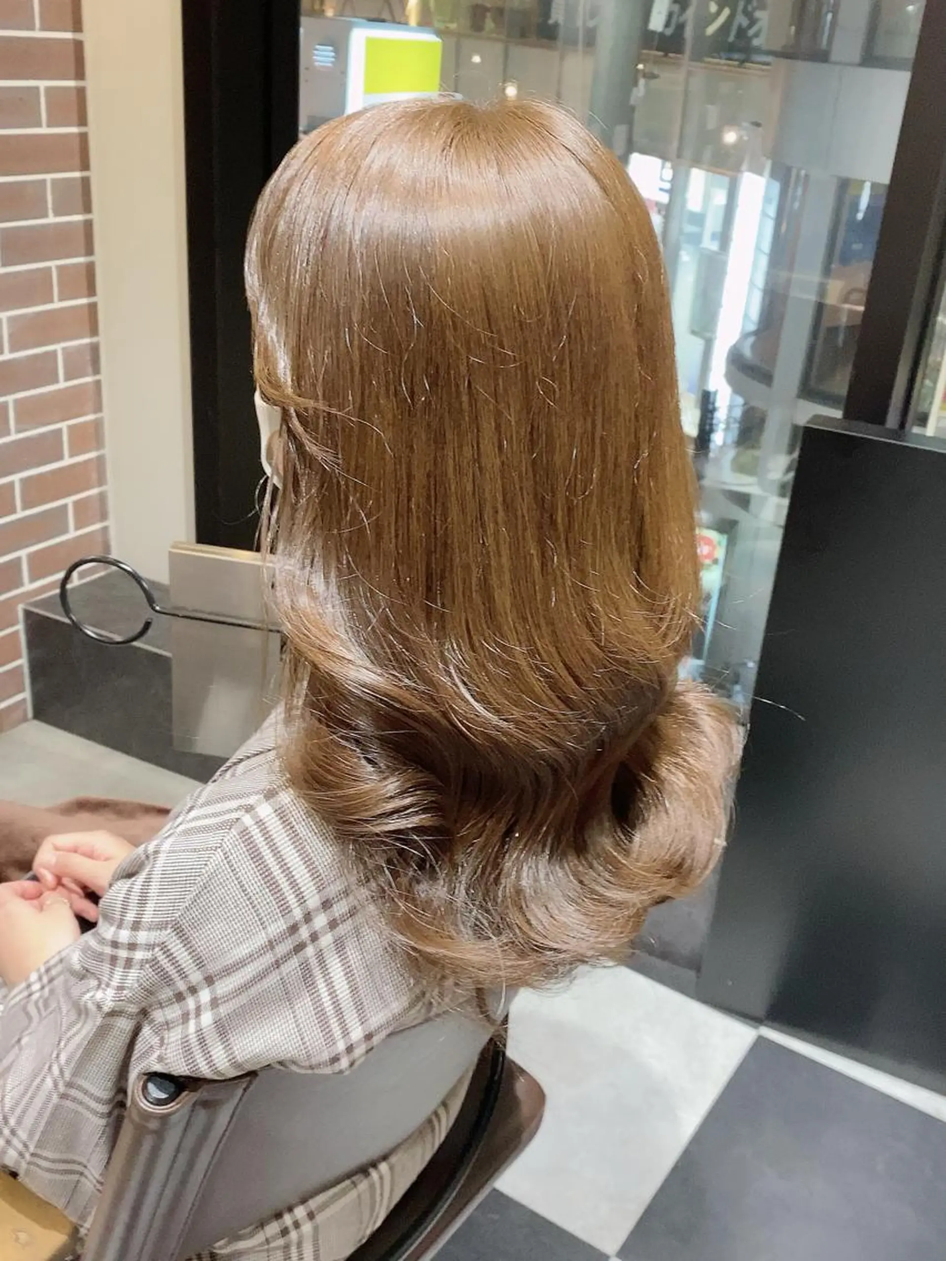 ミディアム 💎馴染むエクステ ×カラーTOMO💎のヘアスタイル