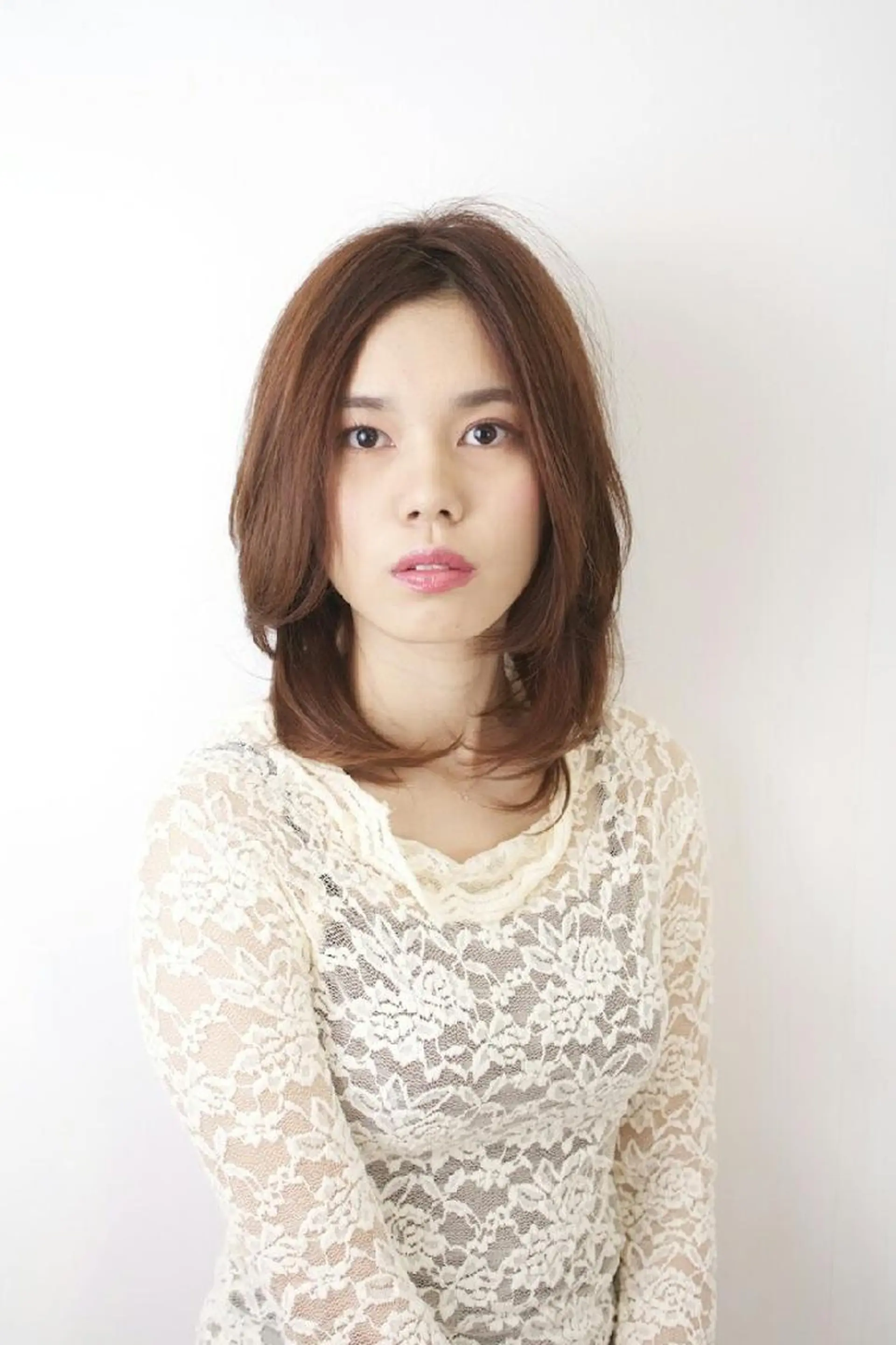 ミディアム カラー パーマ トリートメント ヘッドスパ フリーランス所属・韓国ヘア レイヤー くびれヘアMATSUのヘアスタイル