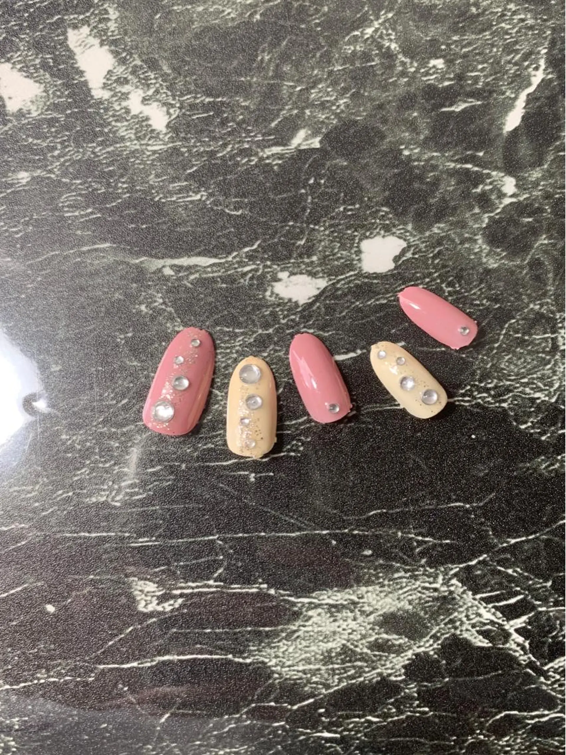 ネイル マルサンカクシカク所属・○△□ 守口市のネイルデザイン