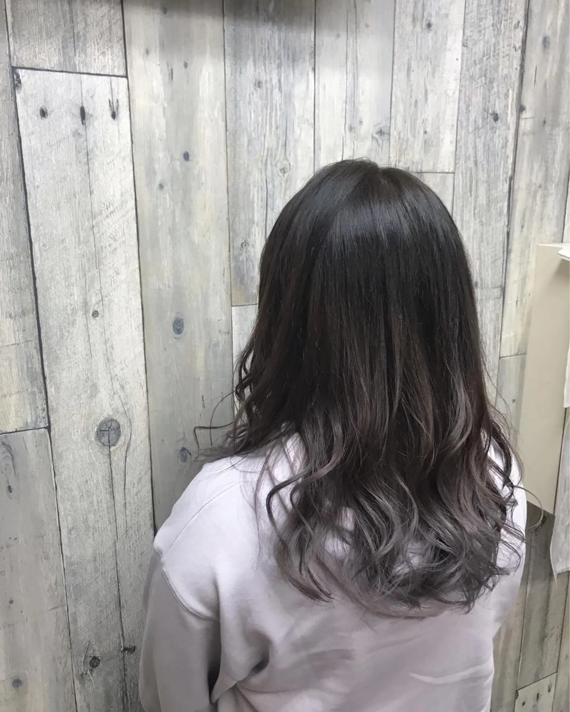 ロング カラー パーマ ヘアアレンジ メンズ キッズ グラデーションカラー グレージュ ラベンダーカラー ラベンダーグレージュ ラベンダーグレー Forest. -髪質改善-のヘアスタイル