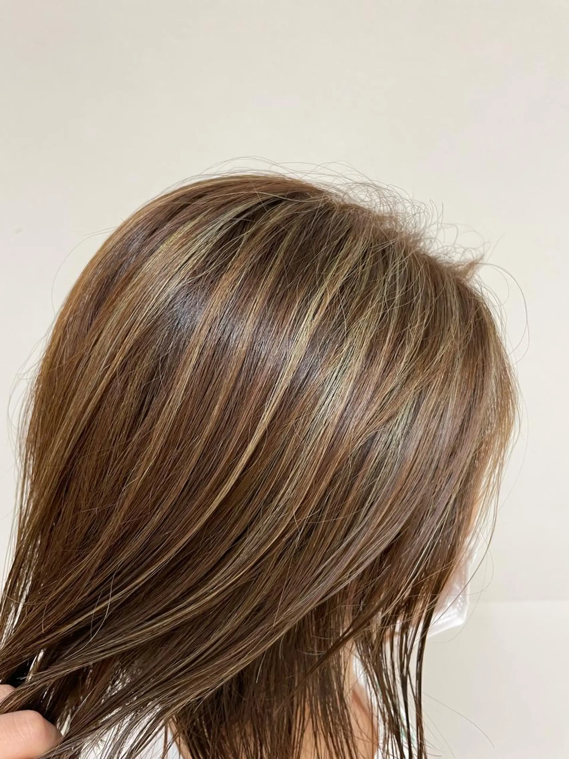 ミディアム カラー ヘアアレンジ ヘアカラー トリートメント 【Sweep】おじま のぞみのヘアスタイル