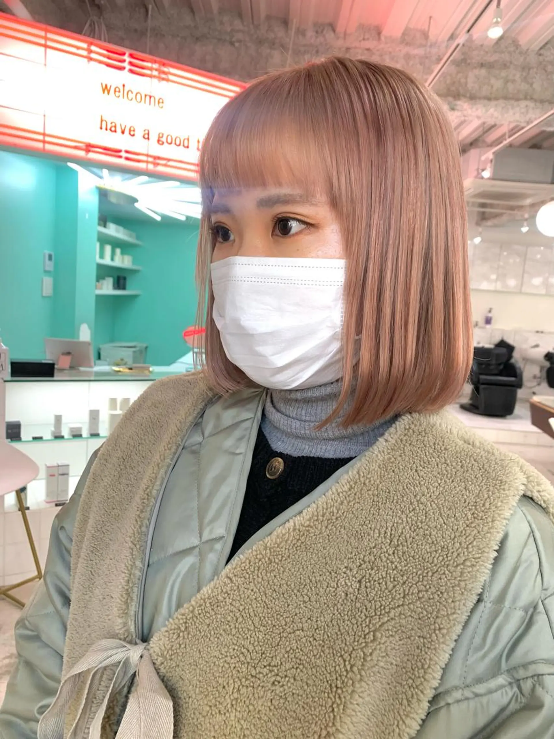 ショート カラー ヘアアレンジ 🧨ブリーチー×ボブ レイヤー💎じゅえるのヘアスタイル