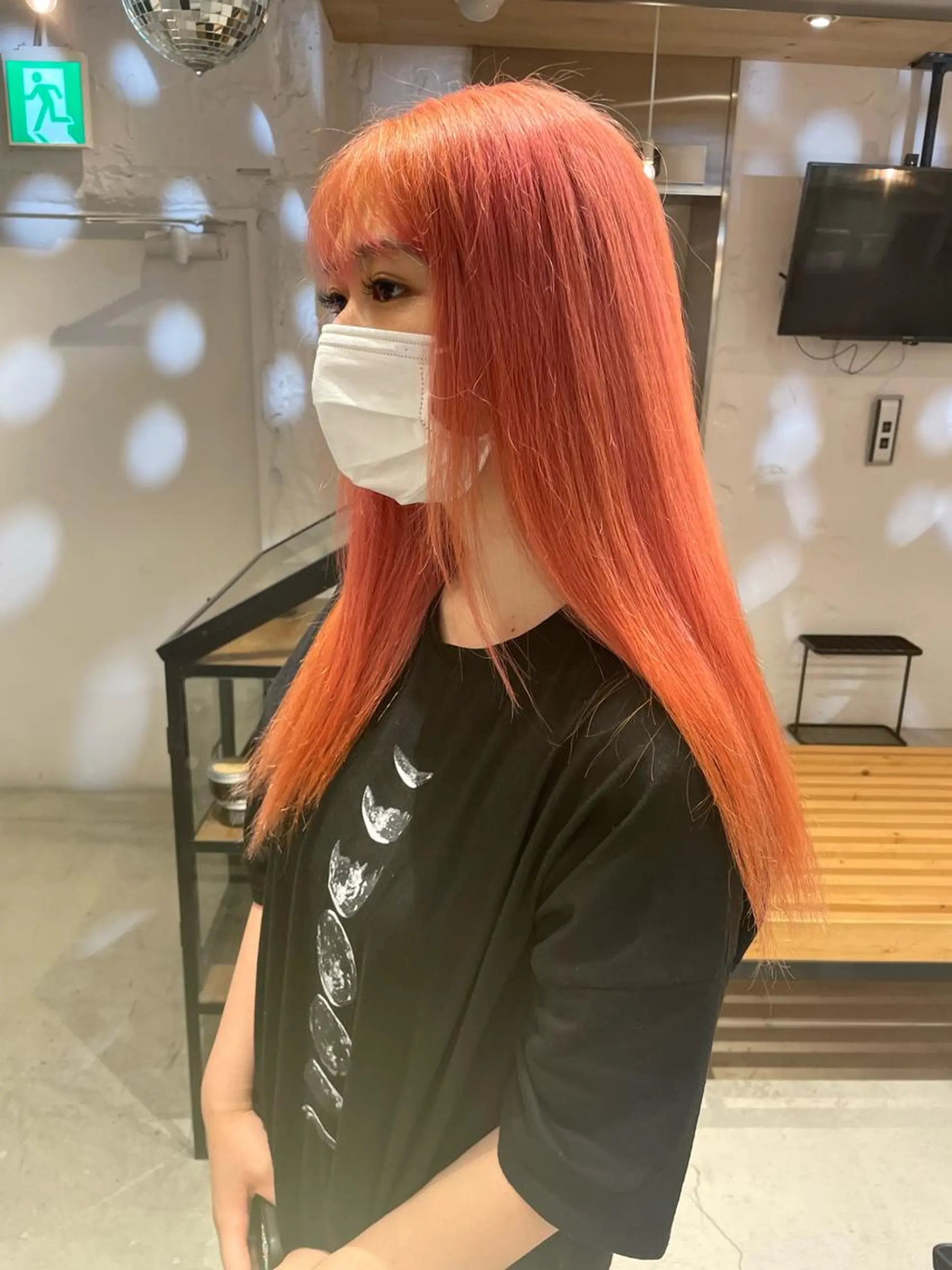 ロング カラー 艶ハイトーン👑♡ NATSUKIのヘアスタイル