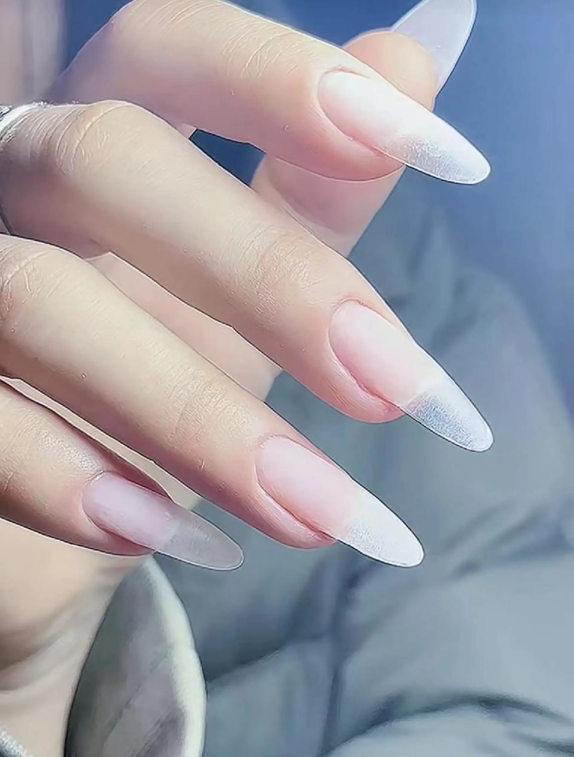 ネイル N. サロン所属・Theone栄店 田口のネイルデザイン