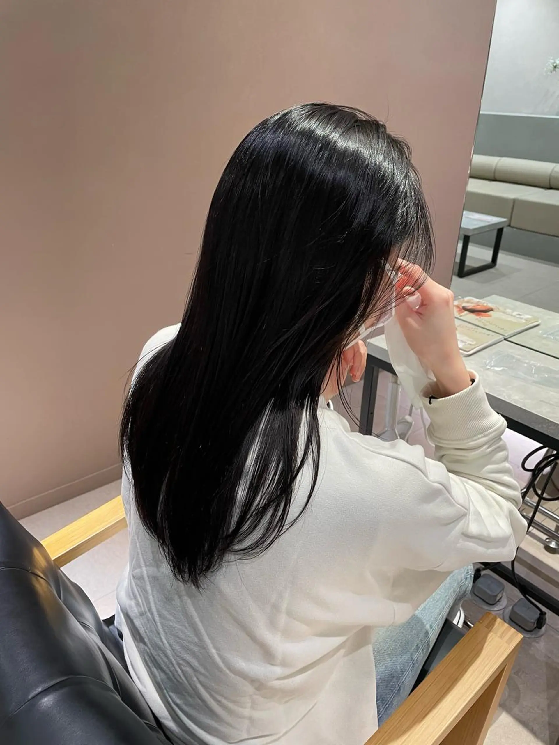 ロング カラー ダブルカラー 髪質改善 縮毛矯正 トリートメント トリートメント 脇野 茉優のヘアスタイル