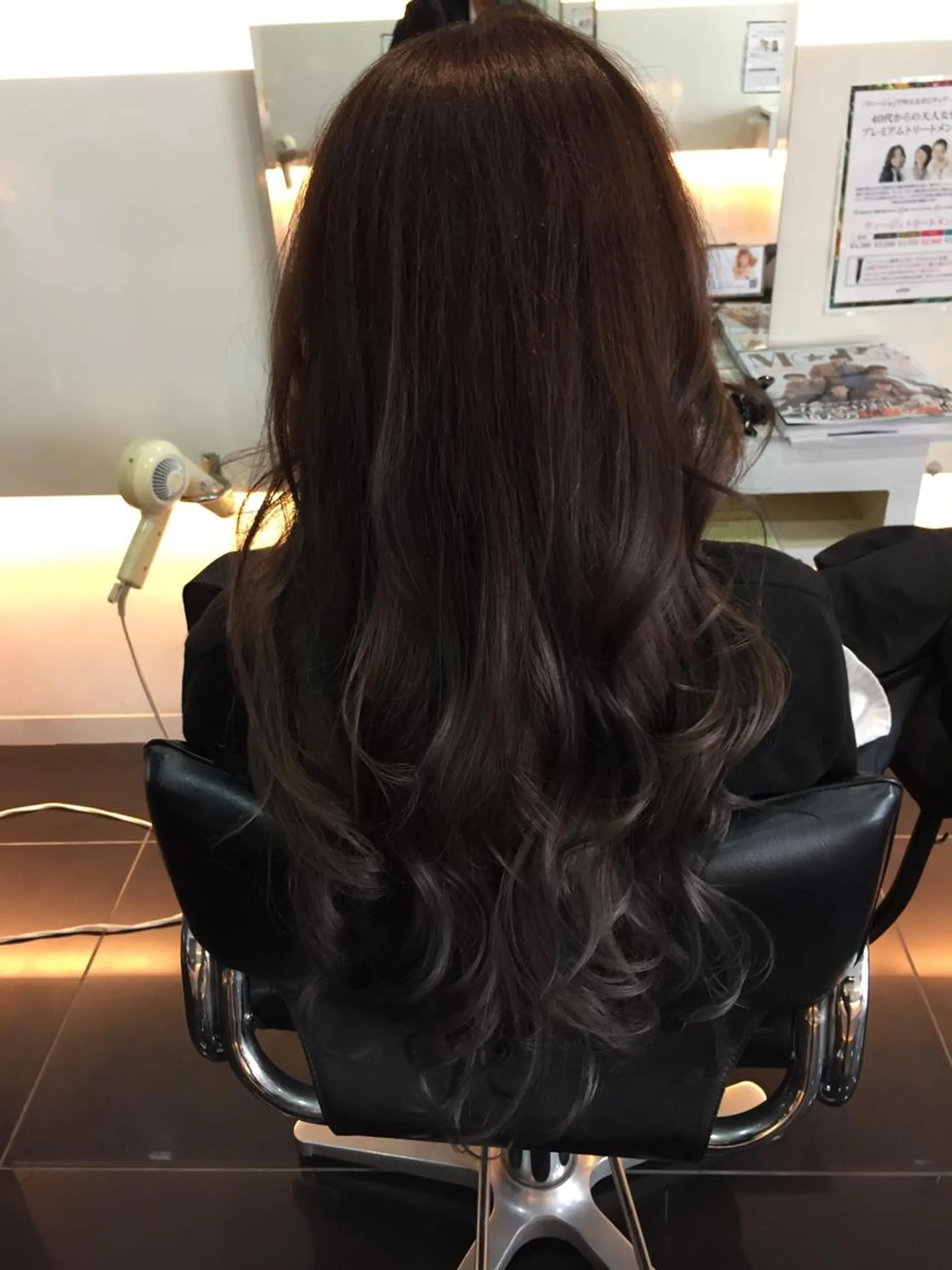 ロング カラー 関口 友行のヘアスタイル