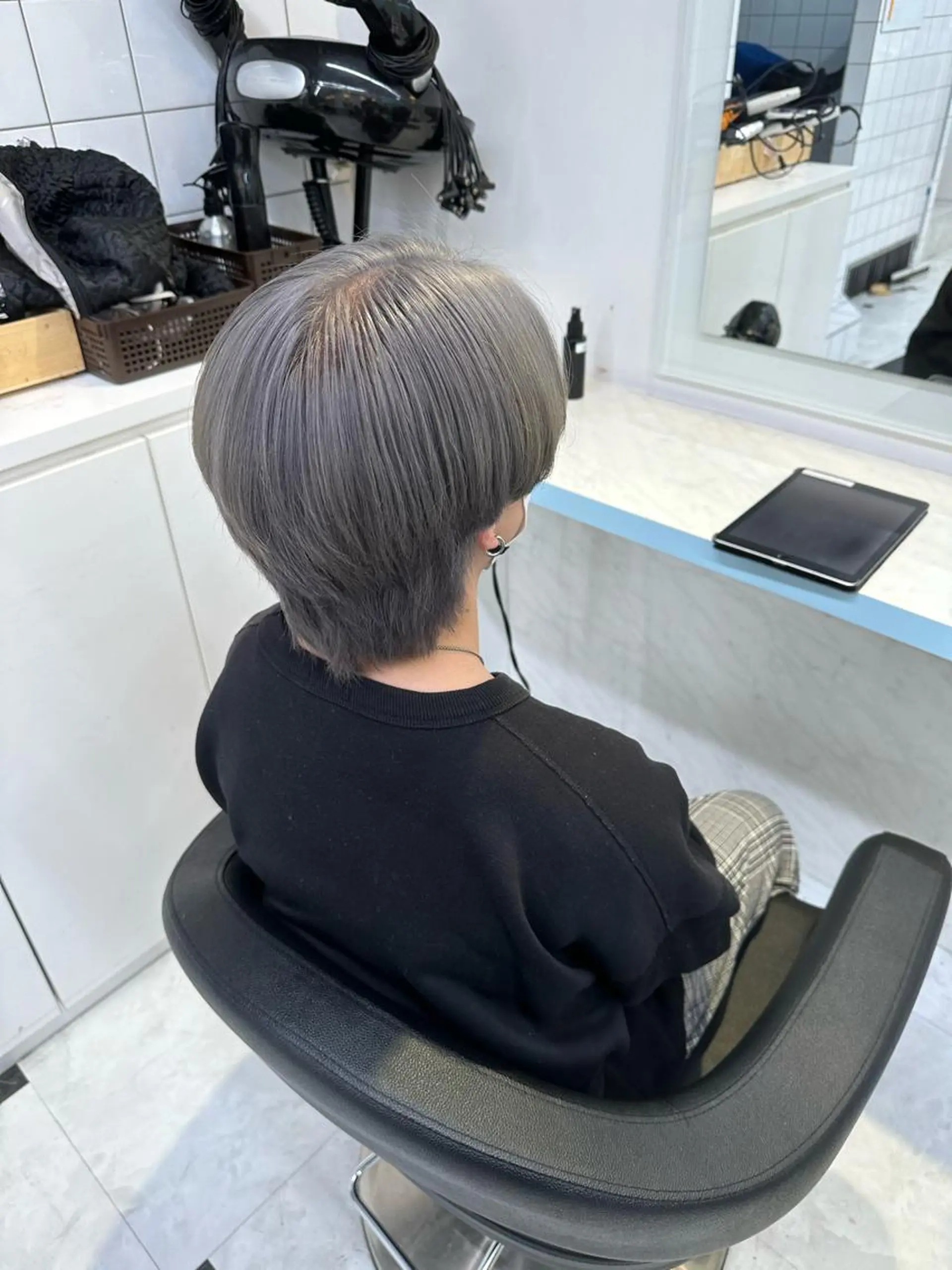 ショート カラー ヘアカラー トリートメント ヘアセット 🪄池袋ハイトーン 🪄ブリーチカラーのヘアスタイル